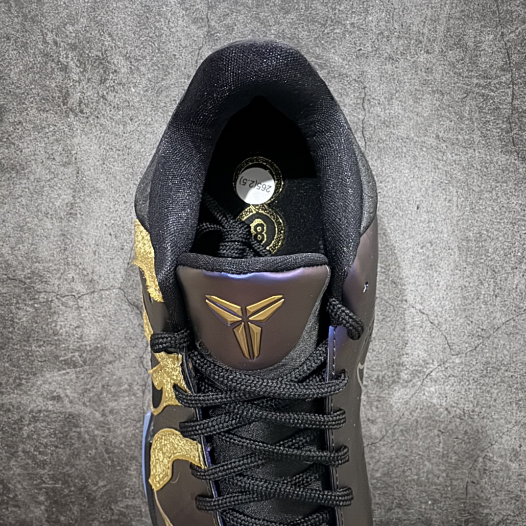 图片[8]-【S2纯原版本】NK ZOOM KOBE 5 Protro \”Year of the Mamba\”nS2纯原生产线 科比五代黑紫金n#Zoom Turbo气垫➕后掌EVA缓震 实战配置直接拉满n#原楦纸板开发 鞋身流线型、后跟塑形，区分土肥圆n#原档数据3D打印 鞋面细节匹配原版n#全身鞋材卡料色独家定制 唯一正确喷漆SWOOSH#NK专利Flyknit飞线科技，给予鞋身足够抗扭矩力n#真实底模最大47.5  实战利器 专供海外市场 Size：40 40.5 41 42 42.5 43 44 44.5 45 46 47.5（脚宽、脚胖 建议买大半码） 编码：O490510-莆田鞋批发中心