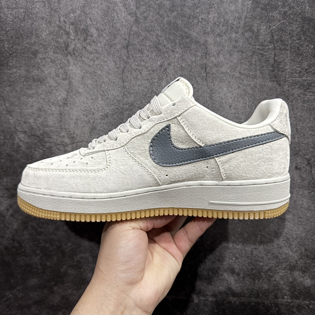 图片[2]-【公司级】Nk Air Force 1\’07 Low 鬼脸联名-浅灰猪八 空军一号低帮休闲板鞋 DF0188-022rn#原楦头原纸板 原装鞋盒 定制五金配件 内置全掌气垫 原厂鞋底 r 尺码：36 36.5 37.5 38 38.5 39 40 40.5 41 42 42.5 43 44 44.5 45  编码：HXS310320-莆田鞋批发中心