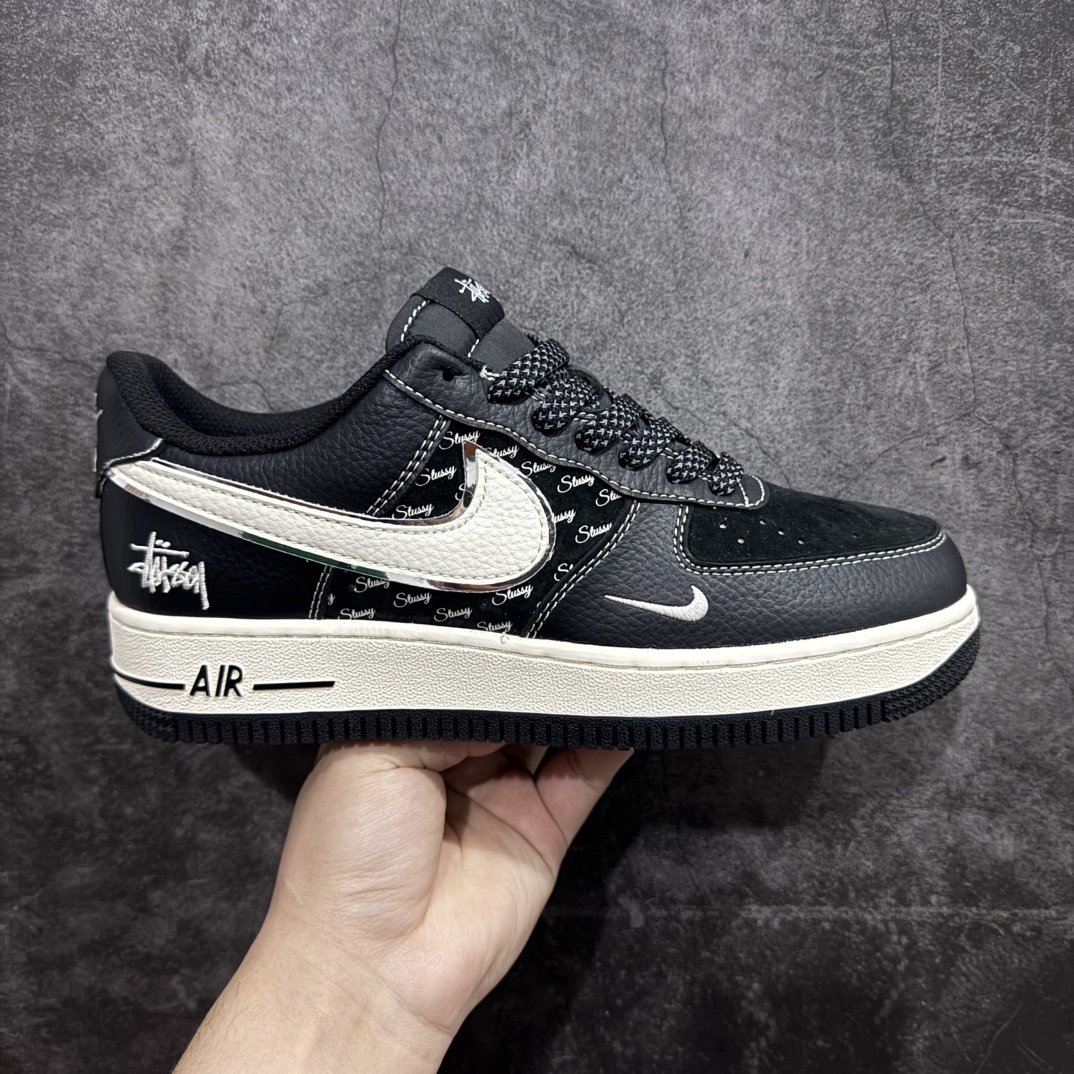 【公司级】Nk Air Force 1\’07 Low 斯图西联名-全黑英文 空军一号低帮休闲板鞋 XZ6188-311rn#原楦头原纸板 原装鞋盒 定制五金配件 内置全掌气垫 原厂鞋底 r 尺码：36 36.5 37.5 38 38.5 39 40 40.5 41 42 42.5 43 44 44.5 45  编码：HXS310320-莆田鞋批发中心