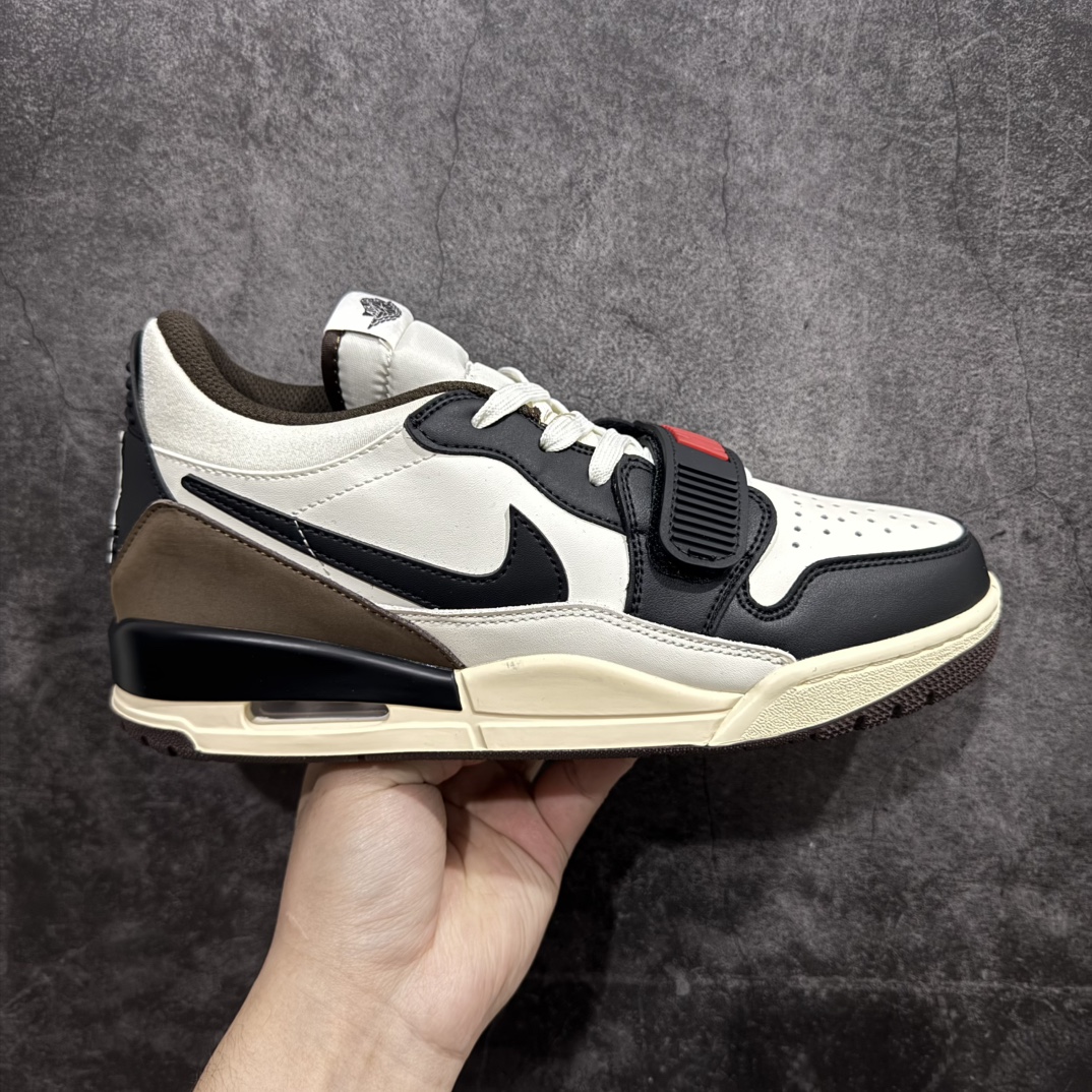 【PP纯原福利】Air Jordan Legacy 312 Low原厂私磨 原厂纸板 原厂盒装 完美走线 进口头层皮 致力打造精致。n乔丹篮球鞋系列 号称 “最强三合一” 的 Jordan Legacy 312，自然有着杂交结合的设计，它的名字就展现出它所包含的鞋款元素，312 分别对应了 Air Jordan 3、Air Jordan 1 和 Air Trainer 2，将这三双经典又有不俗人气的鞋款融合，“最强三合一” 的名称由此得来！ 货号：CD7069-001 编码：GQ190200-莆田鞋批发中心