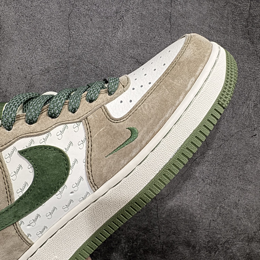 图片[6]-【公司级】海外限量发售！公司级NIke Air Force 1 \’07 Low “斯图西联名–绿浅棕”空军一号 低帮 运动鞋 休闲鞋 折边针车 工艺难度大 原楦头原纸板 原装鞋盒 定制五金配件 内置全掌气垫 原厂鞋底货号：XZ6188-666 Size：36 36.5 37.5 38 38.5 39 40 40.5 41 42 42.5 43 44 44.5 45 编码：HXS310320-莆田鞋批发中心