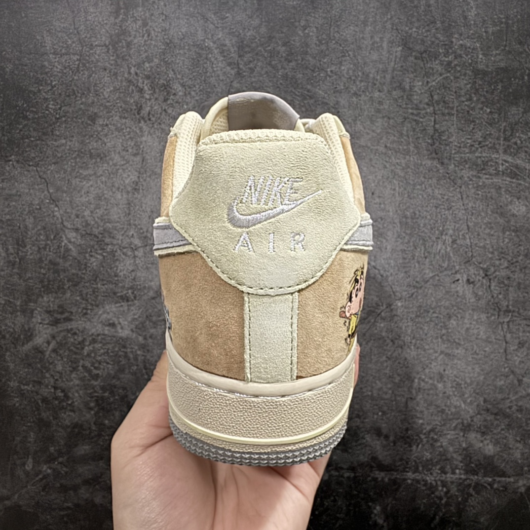 图片[4]-【定制版】Nike Air Force 1 Low 07 蜡笔小新涂鸦 米棕n原楦头原纸板 打造纯正低帮空军版型 专注外贸渠道 全掌内置蜂窝气垫原盒配件 原厂中底钢印、拉帮完美官方货号：CD1212 999 Size：36 36.5 37.5 38 38.5 39 40 40.5 41 42 42.5 43 44 44.5 45 编码：HXS310320-莆田鞋批发中心