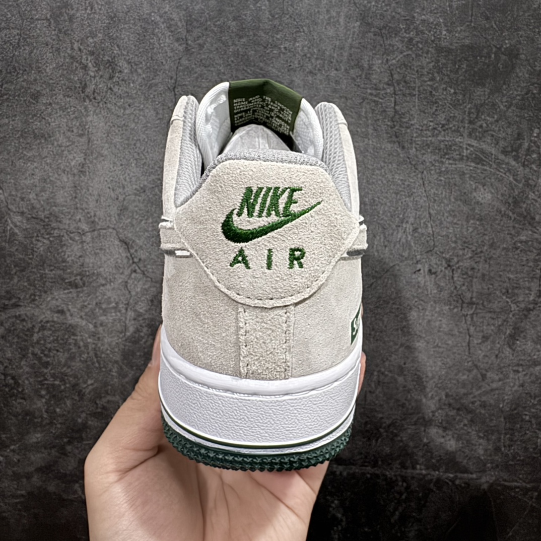 图片[4]-【公司级】Nike Air Force 1 Low 07 x Supreme 灰绿满天星n原楦头原纸板 打造纯正低帮空军版型 专注外贸渠道 全掌内置蜂窝气垫原盒配件 原厂中底钢印、拉帮完美官方货号：CT2302 228 Size：36 36.5 37.5 38 38.5 39 40 40.5 41 42 42.5 43 44 44.5 45 编码：CC180190-莆田鞋批发中心