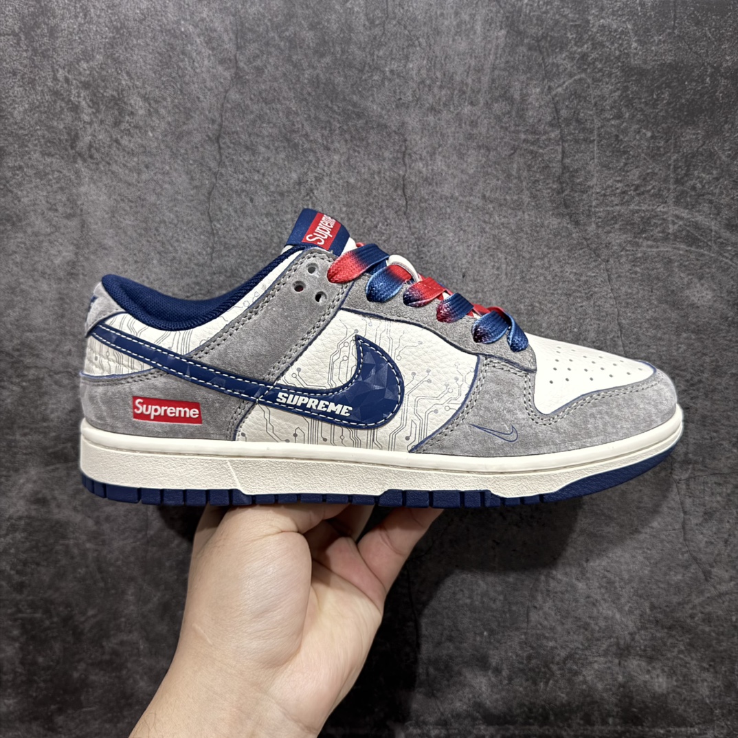 【定制版】Nike SB Dunk Low x Supreme 米灰蓝小钩n纯原大厂出品 极力推荐n原装头层材料 独家版型加工n帶來的是更好的视觉和脚感体验n大厂纯原品质出货 清洁度 电绣工艺皮料切割干净无任何毛边 细节完美 官方货号：DM6868 005 尺码：36 36.5 37.5 38 38.5 39 40 40.5 41 42 42.5 43 44 44.5 45 编码：HXS340360-莆田鞋批发中心