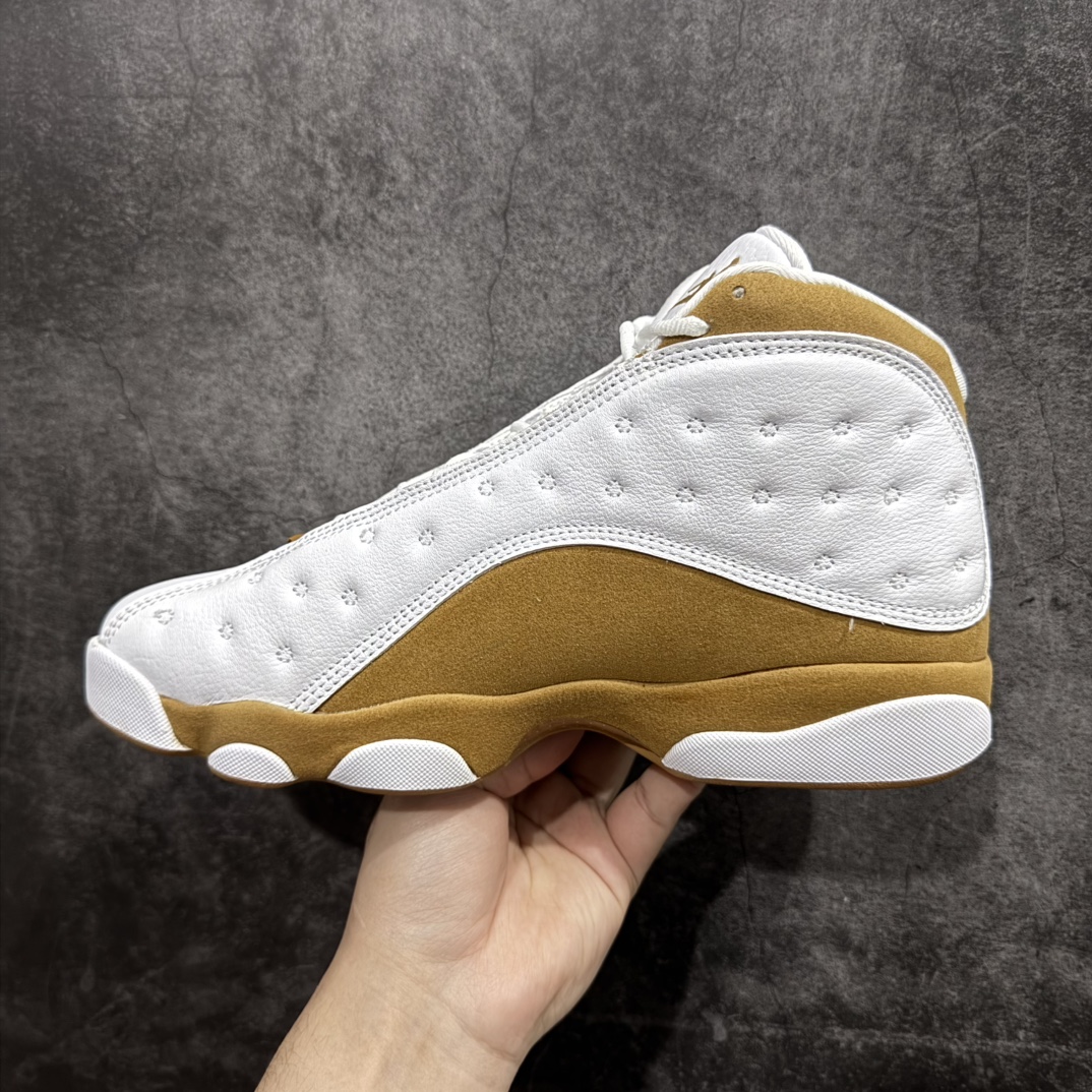 图片[4]-【纯原福利】 Air Jordan 13 AJ13 小麦白棕 414571-171 实实在在的捡漏 拼手速n纯原真碳真猫眼 国内专业AJ大厂出品原厂楦头纸板 进口皮料打造 3D真猫眼真碳板 高端零售外贸专供品质 尺码：40 40.5 41 42 42.5 43 44 44.5 45 46 47.5 编码：777230250-莆田鞋批发中心