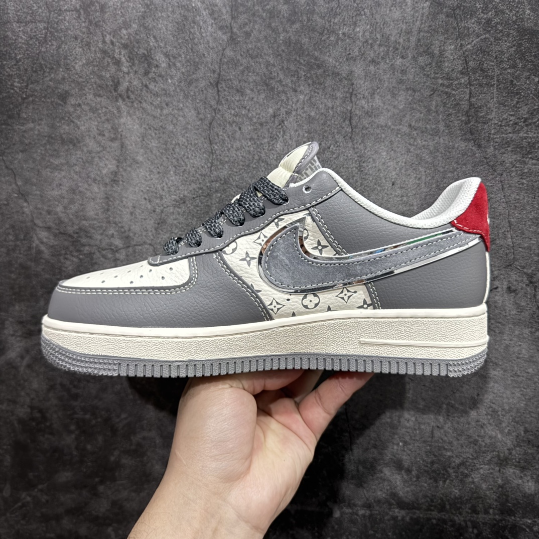 图片[2]-【公司级】Nk Air Force 1\’07 Low 斯图西联名-米灰红印花 空军一号 低帮休闲板鞋 XZ6188-338rn#原楦头原纸板 原装鞋盒 定制五金配件 内置全掌气垫 原厂鞋底 r 尺码：36 36.5 37.5 38 38.5 39 40 40.5 41 42 42.5 43 44 44.5 45  编码：HXS310320-莆田鞋批发中心