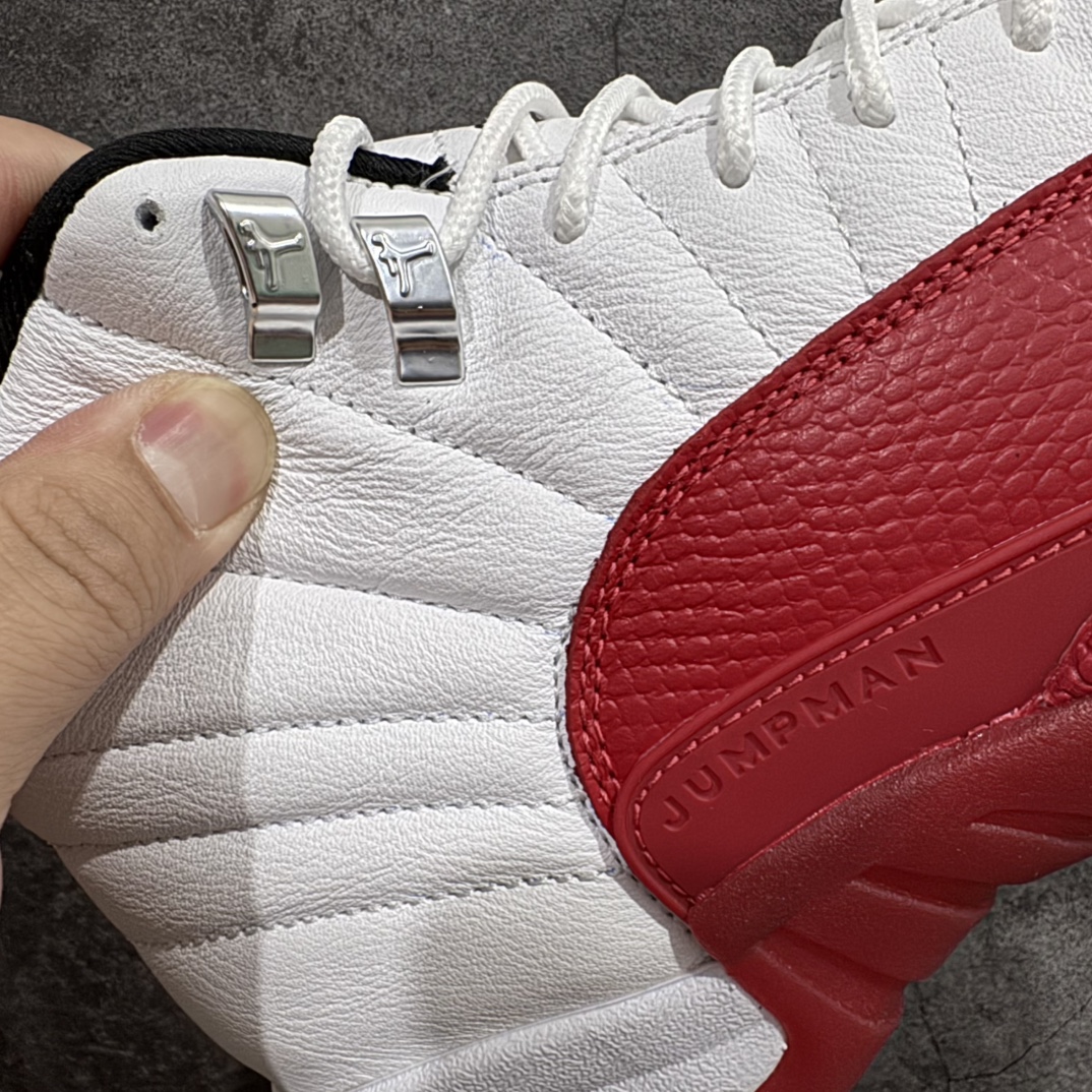 图片[4]-【TK至尊版】Air Jordan AJ12 Retro 潮流 中帮 复古篮球鞋 白红CT8013-116nn一比一原厂皮 最正确的版型鞋盒 鞋盒标 芯片 更多12代的配色陆续出齐真真的做到市场12代天花板 国外强烈推荐版本外贸混卖专供品质国内专业外贸AJ大厂出品原厂楦头纸板 原厂皮料打造 原厂真碳板 内置气垫  尺码：40 40.5 41 42 42.5 43 44 44.5 45 46 47.5 编码：ZG480520-莆田鞋批发中心