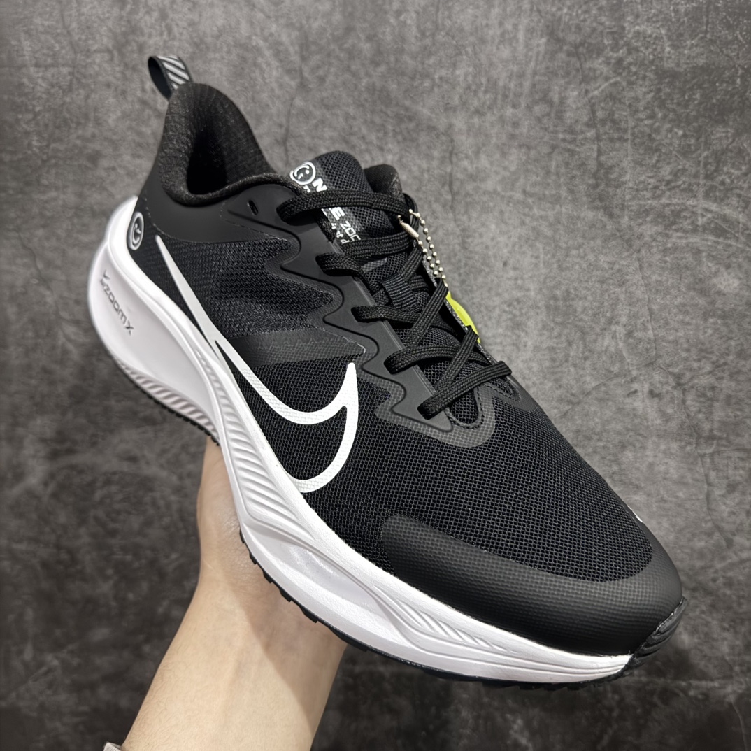 图片[3]-【公司级】NIKE ZOOM PLUS 全新跑鞋n采用密度更高的材料n而且去除了前一代中操作的支撑 撑条设计n兼顾迅疾外观和稳固脚感n后跟覆面和中足动态支撑巧妙融合n缔造稳定顺畅的迈步体验 官方货号：CK4318 008 尺码：36-45无半码 编码：CC260280-莆田鞋批发中心