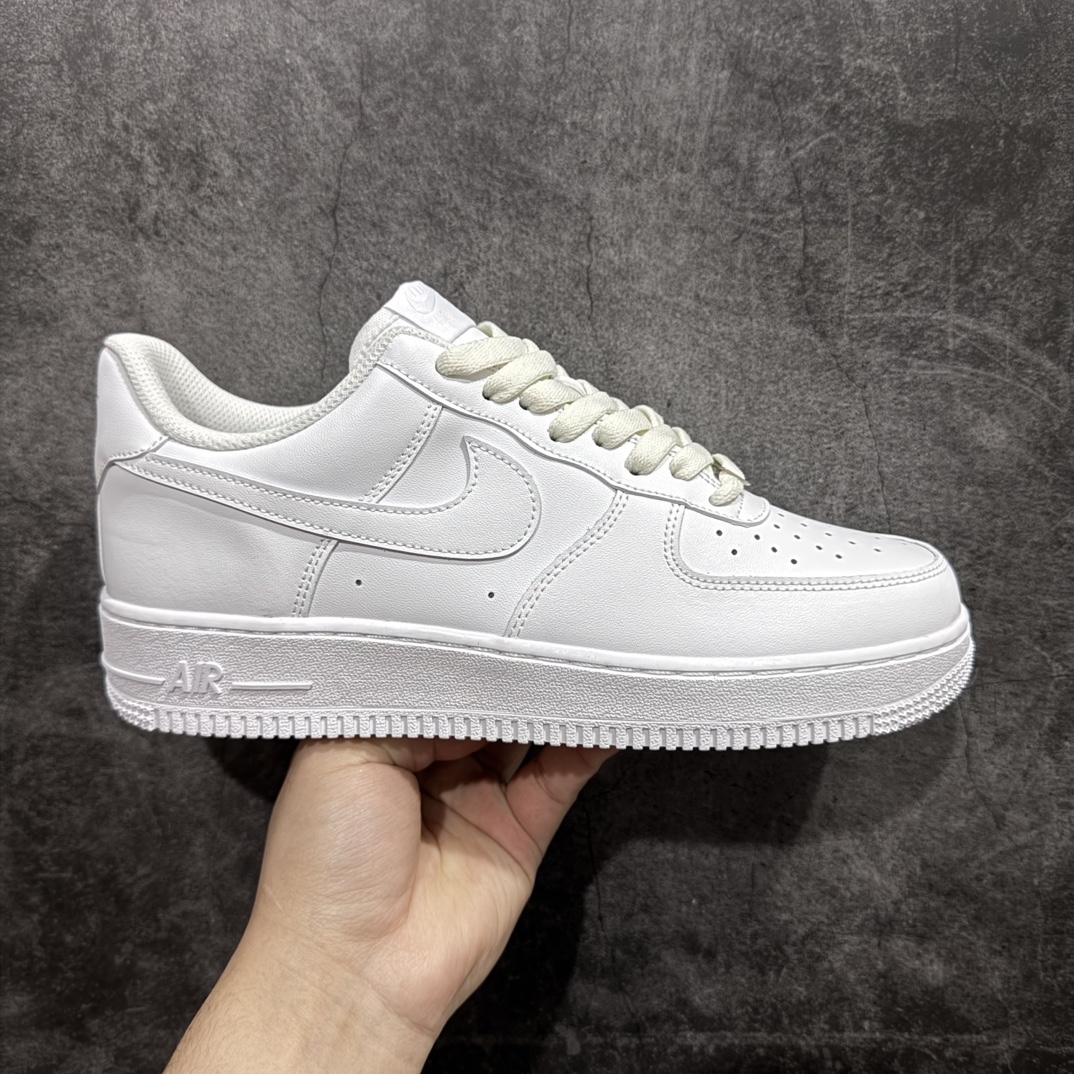 【XC纯原】Air Force 1 LownAF1空军纯白低帮 CW2288-111nn抄底的价格 完美品质完全吊打市场所有同价位上下版本n偏软质头层皮料  完美鞋型 钩子裁边清洁度无敌！n针车走线图片放大看相当整齐，鞋带口冲孔与鞋头冲孔非常圆润干净 无任何毛边，正确做旧鞋带金属铁片，中底走线 鞋垫刷胶 大底含气垫都是基本操作！独家有货，全码可接！ 尺码：36-46含尖版本目前此价位你能找到的最优的一个版本没有之一 编码：XC190210-莆田鞋批发中心