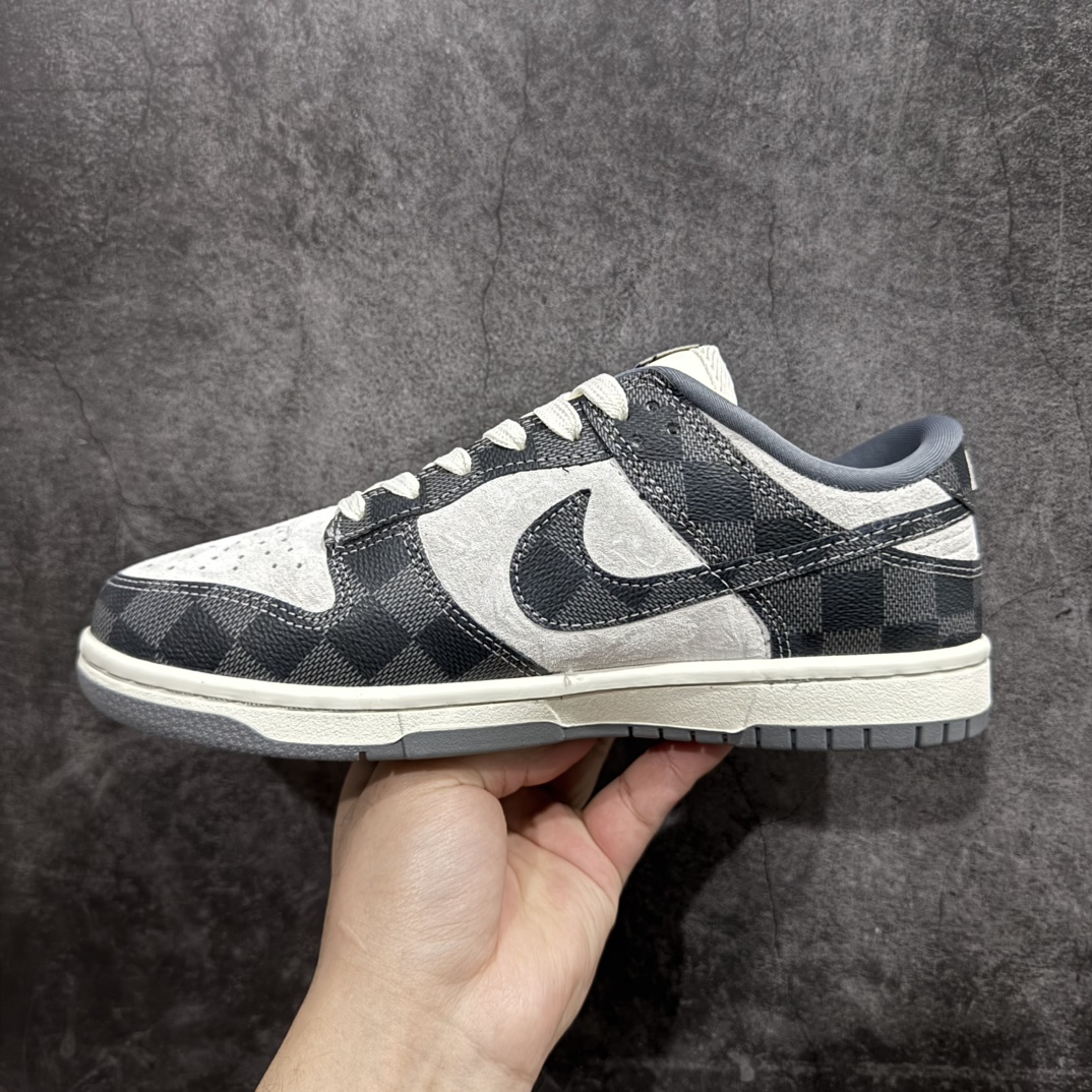 图片[2]-【定制版】NK Dunk Low Retro “DIY高端定制”低帮休闲运动板鞋n原装头层材料 用料绝不含糊 独家版型蒸餾加工帶來的是更好的视觉和脚感体验 清洁度 电绣工艺 皮料切割干净无任何毛边 细节完美 货号:QF1568-146  尺码:36 36.5 37.5 38 38.5 39 40 40.5 41 42 42.5 43 44 45 编码：QF280300-莆田鞋批发中心