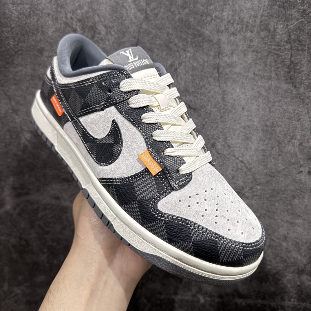 图片[3]-【定制版】NK Dunk Low Retro “DIY高端定制”低帮休闲运动板鞋n原装头层材料 用料绝不含糊 独家版型蒸餾加工帶來的是更好的视觉和脚感体验 清洁度 电绣工艺 皮料切割干净无任何毛边 细节完美 货号:QF1568-146  尺码:36 36.5 37.5 38 38.5 39 40 40.5 41 42 42.5 43 44 45 编码：QF280300-莆田鞋批发中心