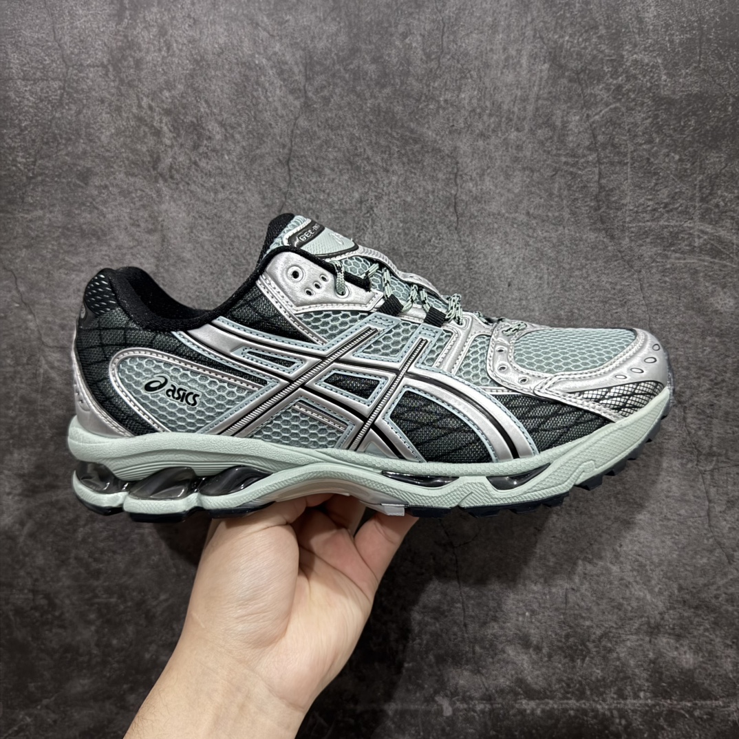 【LW版本】Asics GEL-Kahana NIMBUS 10.1 亚瑟士耐磨透气低帮休闲鞋 户外机能元素nn Y2K赛道持续对未来世界的无限想象和探索经典鞋面设计赋予其更加流畅的外观和出色的包裹性大胆的色彩搭配流线型设计带来全新旗舰鞋款这是对经典的重塑更是对未来的探索与致敬演绎现代潮流机能属性结合潮流线条轮廓凸显浓郁的探索野性耐磨防滑大底 提供良好的抓地力 尺码: 36 37 37.5 38 39 39.5 40 40.5 41.5 42 42.5 43.5 44 45 编码：X10260280-莆田鞋批发中心