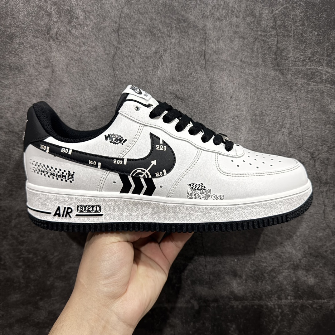 【公司级】Nike Air Force 1 Low “Speedometer” “时速表”空军一号低帮休闲运动板鞋随着引擎的怒吼，赛车如猛兽出笼。时速表的指针也像是被注入了生命力，迅速地向右摆动。100km/h、160km/h、200km/h……数字不断攀升，车手们每一次精准的换挡，每一次恰到好处的刹车，都是为了让时速表上的数字能够继续向着更高的境界迈进 货号：DH7561-220 尺码：36 36.5 37.5 38 38.5 39 40 40.5 41 42 42.5 43 44 44.5 45 编码：HXS290300-莆田鞋批发中心