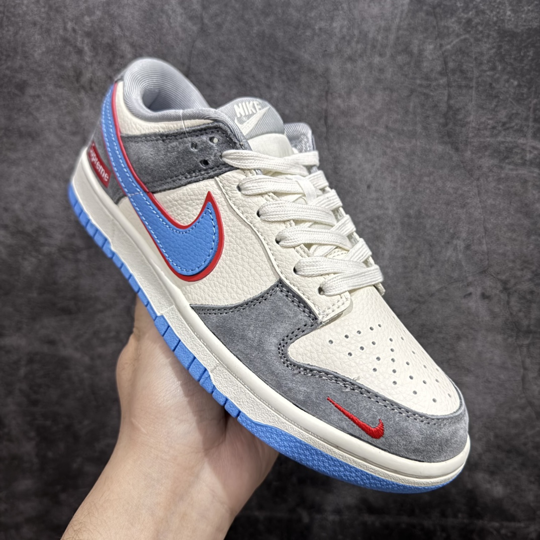 图片[3]-【定制版】Nike SB Dunk Low“Supreme联名——米灰蓝勾” 周年高端定制 低帮休闲板鞋 定制鞋盒 大厂纯原品质出货 超高清洁度 皮料切割干净无任何毛边 细节完美货号：KK1333-010nSize:36 36.5 37.5 38 38.5 39 40 40.5 41 42 42.5 43 44 44.5 45 编码：HXS320340-莆田鞋批发中心