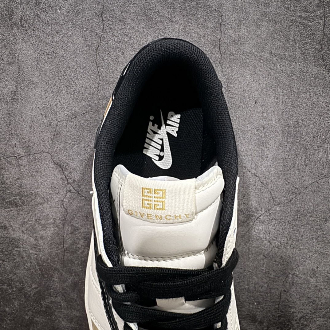 图片[8]-【定制版】Travis Scott x Fragment Design x Jordan Air Jordan 1 Low OG SP  “纪梵希联名——黑棕”  多方联名合作融合了Travis Scott 独特的音乐风格，藤原浩个性的设计风格以及Jordan品牌的经典元素 使其成为一双具有独特身份和价值的鞋子 清新而立体的外观加上联名标识更突出了其独特身份 这种配色方案显示出活力和时尚感 在视觉上引人注目  鞋身的质感和细腻的细节处理使其显得高端而格调十足  这款“倒钩”联名是设计与创意完美结合  融合多方的个性风格是一款备受瞩目的潮流鞋款  低帮休闲板鞋 定制鞋盒 大厂纯原品质出货 超高清洁度 皮料切割干净无任何毛边 细节完美 货号:XS3086-005n Size:36 36.5 37.5 38 38.5 39 40 40.5 41 42 42.5 43 44 44.5 45 编码：HXS320340-莆田鞋批发中心