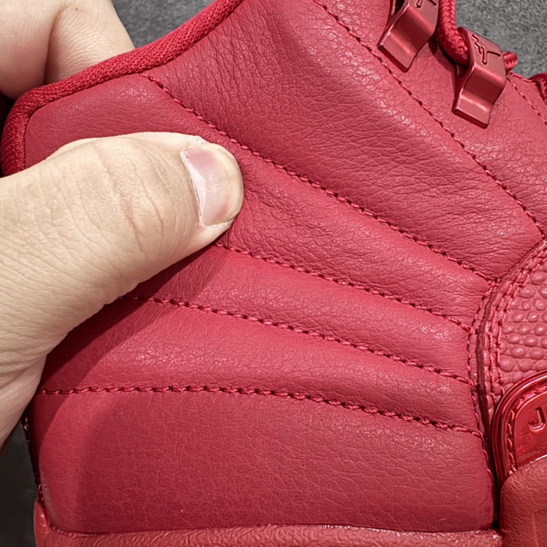 图片[3]-【TK至尊版】Air Jordan AJ12 Retro 潮流 中帮 复古篮球鞋 大红色 130690-601nn一比一原厂皮 最正确的版型鞋盒 鞋盒标 芯片 更多12代的配色陆续出齐真真的做到市场12代天花板 国外强烈推荐版本外贸混卖专供品质国内专业外贸AJ大厂出品原厂楦头纸板 原厂皮料打造 原厂真碳板 内置气垫  尺码：40 40.5 41 42 42.5 43 44 44.5 45 46 47.5 编码：ZG480520-莆田鞋批发中心