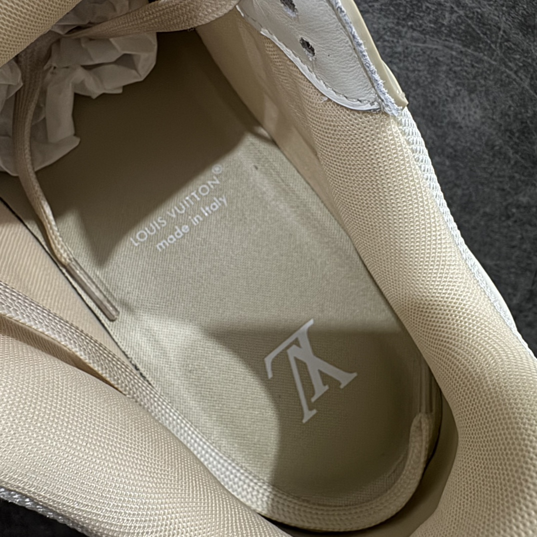 图片[9]-【佛山顶级超A版】Louis Vuitton LV Trainer系列本地仓库现货 当天可取n私人订单 专柜混卖零售专供n所有配色均为购买原版复刻n整体版型 皮料 市场独一无二后跟版型都可以自行对比[机智]吊打市场所有货n怒甩十条街，欢迎拿市场各大工厂的货来对比！n鞋舌烫金超正 压印程度秒杀市面90%以上的高端货n新配色陆续开发出货  尺码：39-45   编码：T1520550-莆田鞋批发中心