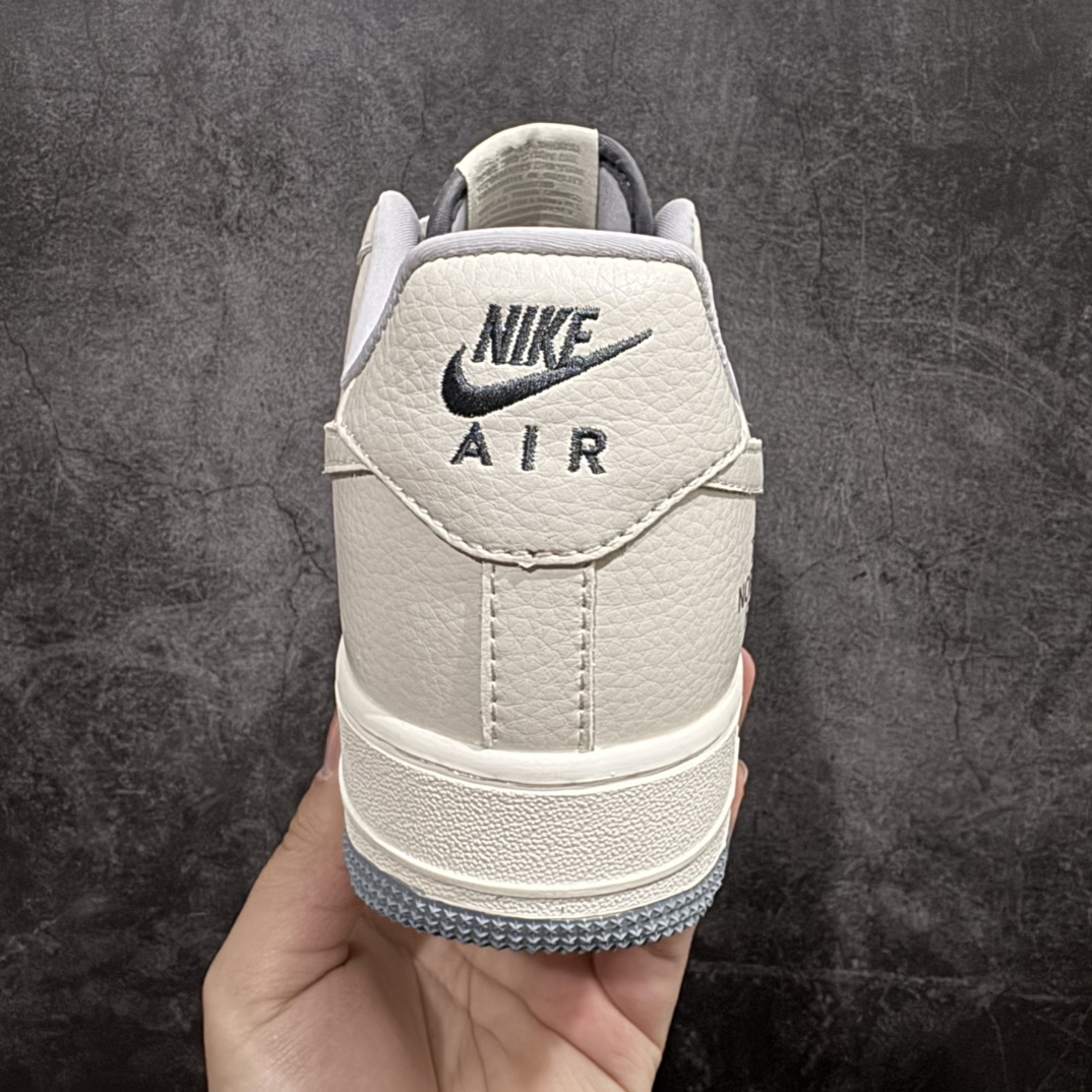 图片[4]-【公司级】海外限量发售 NIke Air Force 1 \’07 Low “北面联名–米白灰底”空军一号 低帮 运动鞋 休闲鞋 折边针车 工艺难度大 原楦头原纸板 原装鞋盒 定制五金配件 内置全掌气垫 原厂鞋底货号：DF0188-014 Size：36 36.5 37.5 38 38.5 39 40 40.5 41 42 42.5 43 44 44.5 45 编码：HXS310320-莆田鞋批发中心