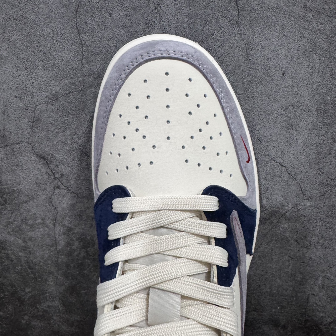 图片[5]-【定制版】Travis Scott x Fragment Design x Jordan Air Jordan 1 Low OG SP  “古驰联名——多色拼接”  多方联名合作融合了Travis Scott 独特的音乐风格，藤原浩个性的设计风格以及Jordan品牌的经典元素 使其成为一双具有独特身份和价值的鞋子 清新而立体的外观加上联名标识更突出了其独特身份 这种配色方案显示出活力和时尚感 在视觉上引人注目  鞋身的质感和细腻的细节处理使其显得高端而格调十足  这款“倒钩”联名是设计与创意完美结合  融合多方的个性风格是一款备受瞩目的潮流鞋款  低帮休闲板鞋 定制鞋盒 大厂纯原品质出货 超高清洁度 皮料切割干净无任何毛边 细节完美 货号:DM7866-039n Size:36 36.5 37.5 38 38.5 39 40 40.5 41 42 42.5 43 44 44.5 45 编码：HXS320340-莆田鞋批发中心