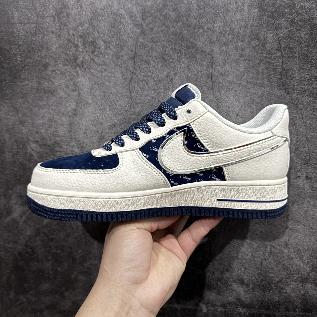 图片[2]-【公司级】海外限量发售NIke Air Force 1 \’07 Low “斯图西联名–米白黑英文”空军一号 低帮 运动鞋 休闲鞋 折边针车 工艺难度大 原楦头原纸板 原装鞋盒 定制五金配件 内置全掌气垫 原厂鞋底货号：XZ6188-728 尺码：36 36.5 37.5 38 38.5 39 40 40.5 41 42 42.5 43 44 44.5 45 编码：HXS310320-莆田鞋批发中心