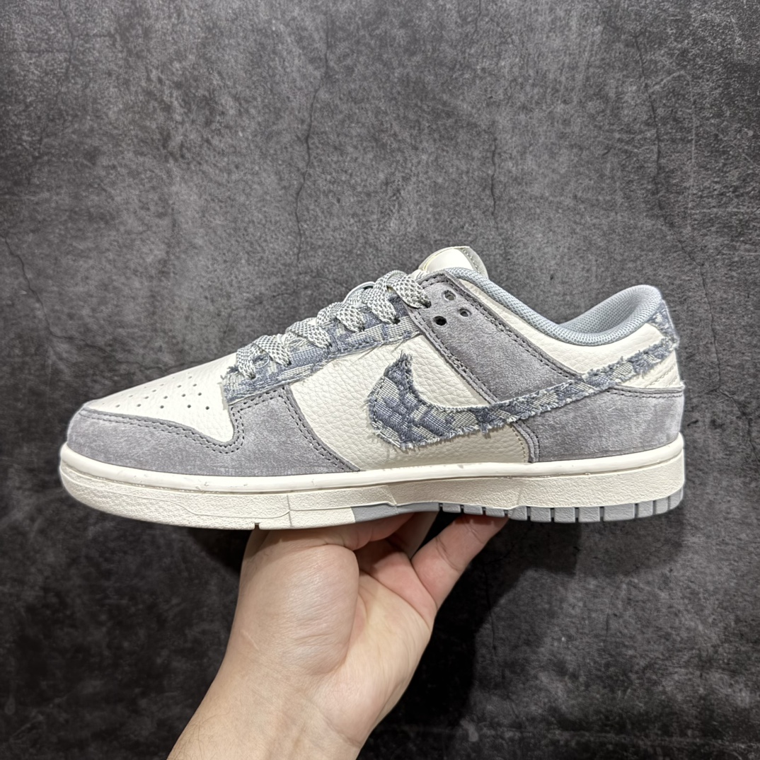 图片[2]-【定制版】海外爆款限量发售！公司级 Nike SB Dunk Low“迪奥X石头岛三方联名——织布米灰灰勾” 周年高端定制 低帮休闲板鞋 定制鞋盒 大厂纯原品质出货 超高清洁度 皮料切割干净无任何毛边 细节完美货号：DM6868-006nSize:36 36.5 37.5 38 38.5 39 40 40.5 41 42 42.5 43 44 44.5 45 编码：HXS340360-莆田鞋批发中心