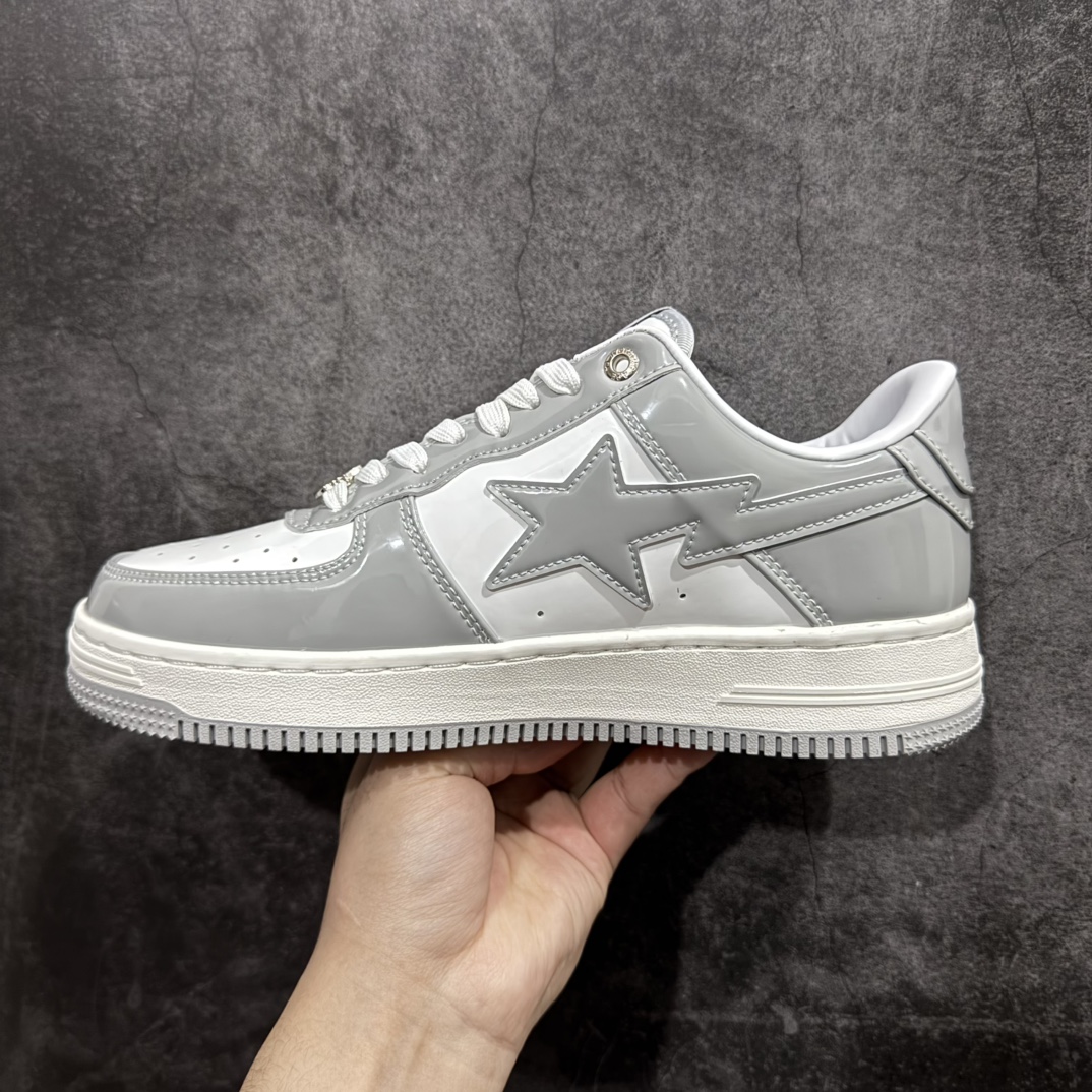 图片[2]-【纯原Y版】A BATHING APE STA  经典潮流 时尚板鞋 男女同款BAPE STA 是 Bape 旗下的一款运动鞋系列。BAPE STA 于 2002 年推出，该鞋款融合了 Bape 的品牌元素和风格，具有较高的辨识度。有各种丰富的颜色选择，满足不同消费者的喜好。Bape 作为著名的潮流品牌，BAPE STA 也带有浓厚的潮流感，受到许多潮流人士和明星的喜爱。对街头潮流文化产生了一定的影响。它不仅是一款运动鞋，更是潮流文化的一种象征。 尺码:36 36.5 37.5 38 38.5 40 40.5 41 42 42.5 43 44 44.5 45 46 编码：DF260280-莆田鞋批发中心