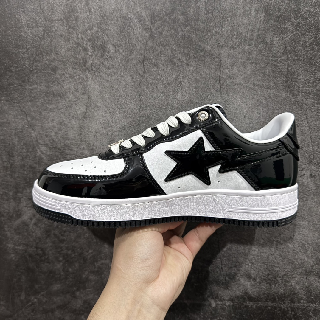 图片[2]-【纯原Y版】A BATHING APE STA  经典潮流 时尚板鞋 男女同款BAPE STA 是 Bape 旗下的一款运动鞋系列。BAPE STA 于 2002 年推出，该鞋款融合了 Bape 的品牌元素和风格，具有较高的辨识度。有各种丰富的颜色选择，满足不同消费者的喜好。Bape 作为著名的潮流品牌，BAPE STA 也带有浓厚的潮流感，受到许多潮流人士和明星的喜爱。对街头潮流文化产生了一定的影响。它不仅是一款运动鞋，更是潮流文化的一种象征。 尺码:36 36.5 37.5 38 38.5 40 40.5 41 42 42.5 43 44 44.5 45 46 编码：DF260280-莆田鞋批发中心