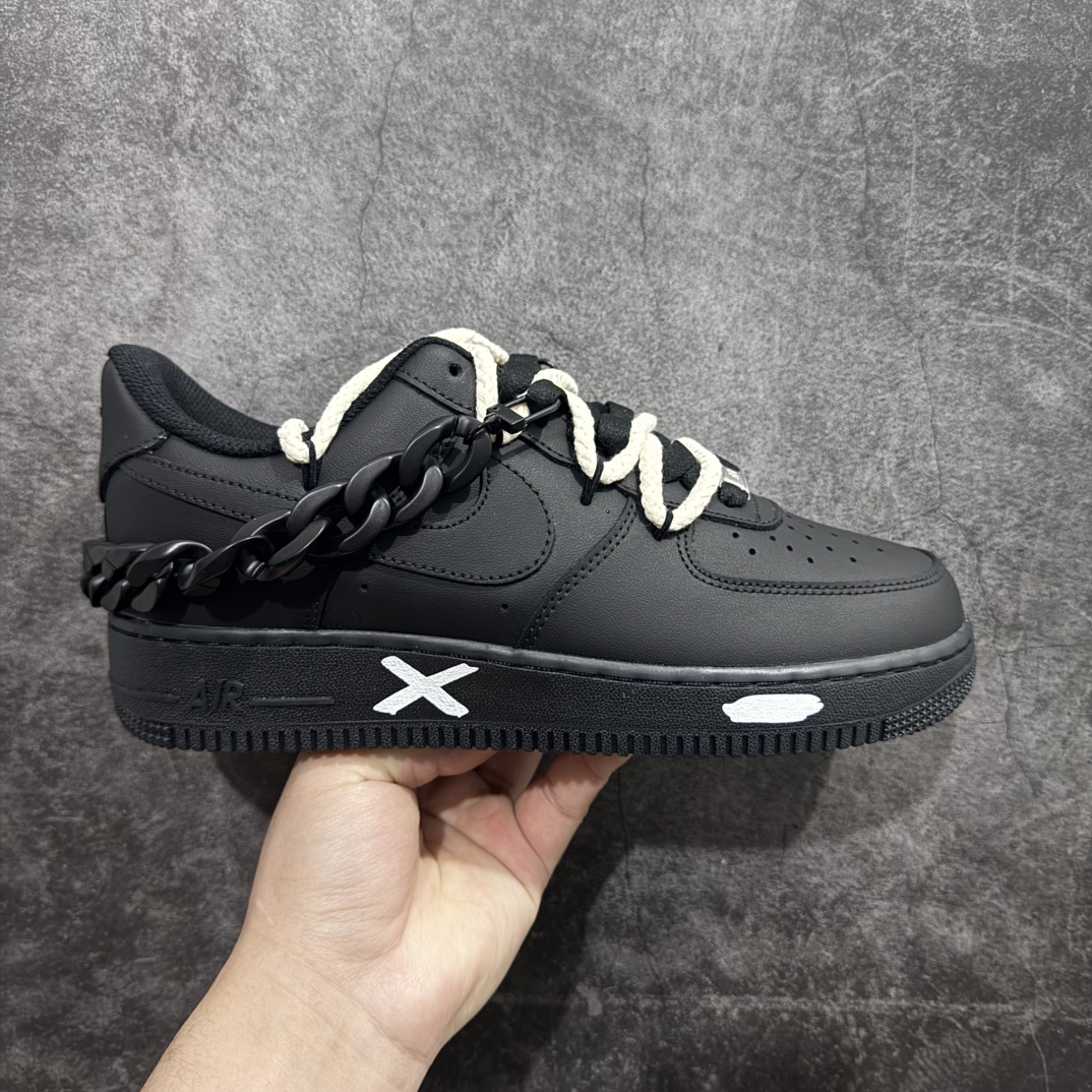 【公司级】Nk Air Force 1\’07 Low 黑解构 机能风 空军一号绑带低帮休闲板鞋 CW2288-763rn#设计灵感来源于当下流行的暗黑机能风，采用了简约的涂鸦设计，融合解构风格，营造出独特的视觉效果。r 尺码：36 36.5 37.5 38 38.5 39 40 40.5 41 42 42.5 43 44 44.5 45  编码：HXS310320-莆田鞋批发中心