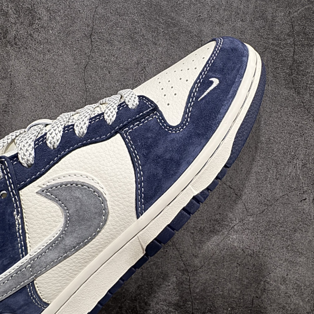 图片[6]-【定制版】The North Face x Nike Dunk Low 米蓝灰勾n此款主张打破传统的工业化流水线设计限制，以Made by ideas的超级创意为理念，集结众多潮流设计师，结合时下最ing潮流风尚，为潮流爱好者打造彰品自我的专属潮品。同时尊重每个年轻人对于潮流的理解与选择，主张“让每个年轻人塑造自己的潮流”。 货号：YX5066-251 Size：36 36.5 37.5 38 38.5 39 40 40.5 41 42 42.5 43 44 44.5 45 编码：HXS320340-莆田鞋批发中心