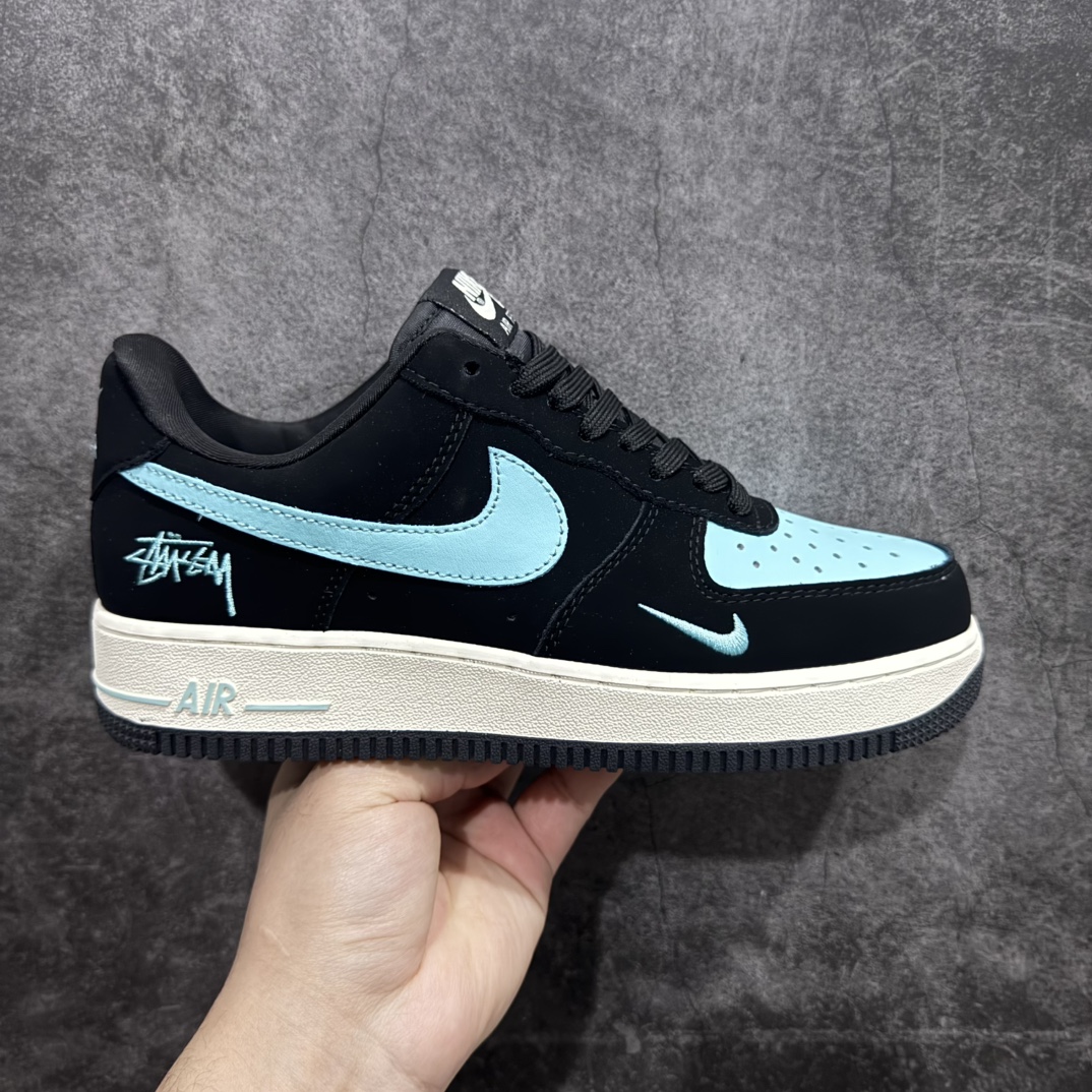 【公司级】Nk Air Force 1\’07 Low 斯图西联名-黑蒂芙尼 空军一号低帮休闲板鞋 KK1988-030rn原楦头原纸板 原装鞋盒 定制五金配件 内置全掌气垫 原厂鞋底 r 尺码：36 36.5 37.5 38 38.5 39 40 40.5 41 42 42.5 43 44 44.5 45 编码：HXS310320-莆田鞋批发中心