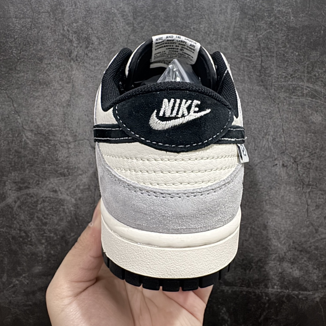 图片[4]-【定制版】The North Face x Nike Dunk Low 灰黑双小勾n此款主张打破传统的工业化流水线设计限制，以Made by ideas的超级创意为理念，集结众多潮流设计师，结合时下最ing潮流风尚，为潮流爱好者打造彰品自我的专属潮品。同时尊重每个年轻人对于潮流的理解与选择，主张“让每个年轻人塑造自己的潮流”。 货号：XX3168-108 Size：36 36.5 37.5 38 38.5 39 40 40.5 41 42 42.5 43 44 44.5 45 编码：HXS320340-莆田鞋批发中心