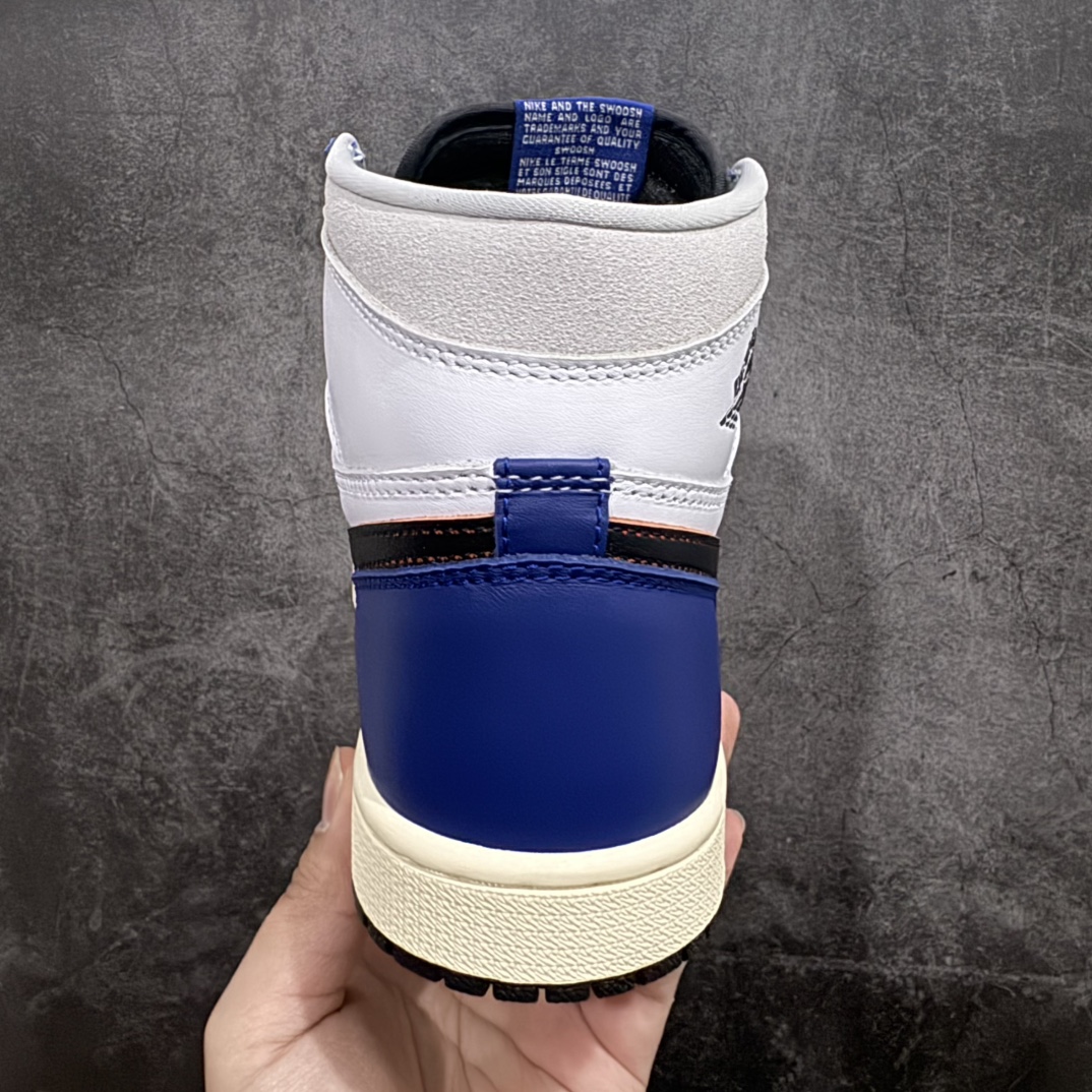 图片[4]-【莞产DG纯原】 Air Jordan AJ1 Retro High 刮刮乐新款  白蓝黑 DH5485-100nn全新批次 正确的版本n清洁度超高，所有细节经得起推敲 相当不错，外贸首选版本 高价零售推荐版本💪🏻原楦原纸板开发 极致一眼正品既视感 原厂皮料 原厂拉帮工艺 全部采用原厂电脑车 针距 边距完全同步原鞋 原厂特供皮料承诺百分百一致原鞋 鞋面清洁度最高QC检验标准 控制溢胶 飞翼3D高频深度立体 全市场仅此一家  鞋盒、防尘纸  均采购来自原厂Size：40 40.5 41 42 42.5 43 44 44.5 45 46 47.5 编码：X10330350-莆田鞋批发中心