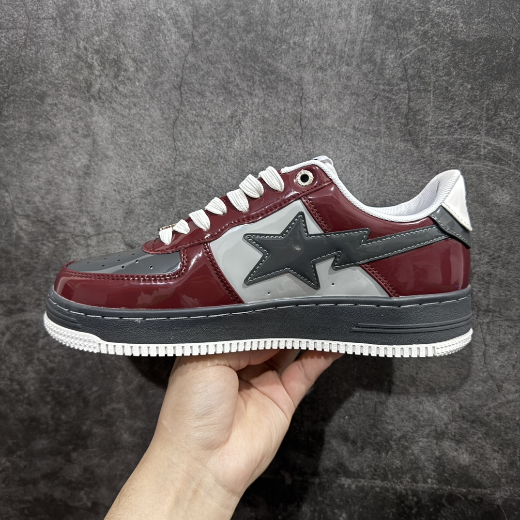 图片[2]-【纯原Y版】A BATHING APE STA  经典潮流 时尚板鞋 男女同款BAPE STA 是 Bape 旗下的一款运动鞋系列。BAPE STA 于 2002 年推出，该鞋款融合了 Bape 的品牌元素和风格，具有较高的辨识度。有各种丰富的颜色选择，满足不同消费者的喜好。Bape 作为著名的潮流品牌，BAPE STA 也带有浓厚的潮流感，受到许多潮流人士和明星的喜爱。对街头潮流文化产生了一定的影响。它不仅是一款运动鞋，更是潮流文化的一种象征。 尺码:36 36.5 37.5 38 38.5 40 40.5 41 42 42.5 43 44 44.5 45 46 编码：DF260280-莆田鞋批发中心