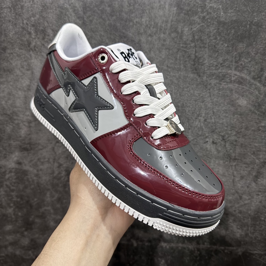 图片[3]-【纯原Y版】A BATHING APE STA  经典潮流 时尚板鞋 男女同款BAPE STA 是 Bape 旗下的一款运动鞋系列。BAPE STA 于 2002 年推出，该鞋款融合了 Bape 的品牌元素和风格，具有较高的辨识度。有各种丰富的颜色选择，满足不同消费者的喜好。Bape 作为著名的潮流品牌，BAPE STA 也带有浓厚的潮流感，受到许多潮流人士和明星的喜爱。对街头潮流文化产生了一定的影响。它不仅是一款运动鞋，更是潮流文化的一种象征。 尺码:36 36.5 37.5 38 38.5 40 40.5 41 42 42.5 43 44 44.5 45 46 编码：DF260280-莆田鞋批发中心