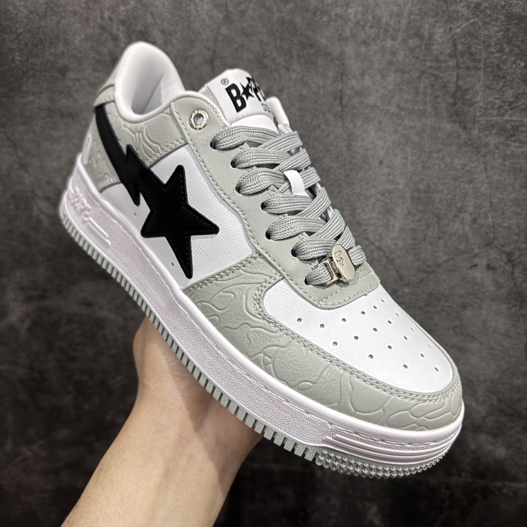 图片[3]-【纯原Y版】A BATHING APE STA  经典潮流 时尚板鞋 男女同款BAPE STA 是 Bape 旗下的一款运动鞋系列。BAPE STA 于 2002 年推出，该鞋款融合了 Bape 的品牌元素和风格，具有较高的辨识度。有各种丰富的颜色选择，满足不同消费者的喜好。Bape 作为著名的潮流品牌，BAPE STA 也带有浓厚的潮流感，受到许多潮流人士和明星的喜爱。对街头潮流文化产生了一定的影响。它不仅是一款运动鞋，更是潮流文化的一种象征。 尺码:36 36.5 37.5 38 38.5 40 40.5 41 42 42.5 43 44 44.5 45 46 编码：DF260280-莆田鞋批发中心