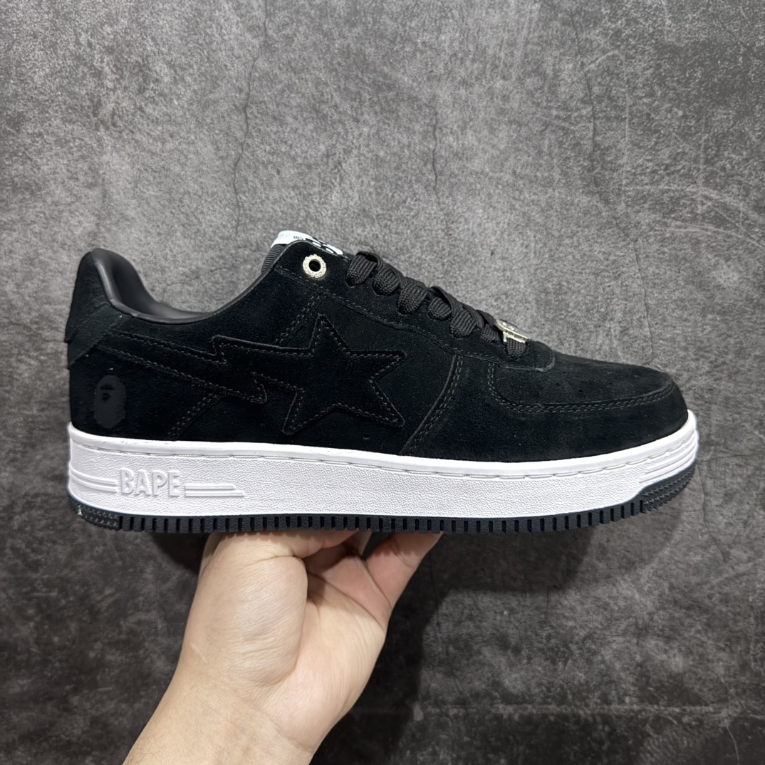 【纯原Y版】A BATHING APE STA  经典潮流 时尚板鞋 男女同款BAPE STA 是 Bape 旗下的一款运动鞋系列。BAPE STA 于 2002 年推出，该鞋款融合了 Bape 的品牌元素和风格，具有较高的辨识度。有各种丰富的颜色选择，满足不同消费者的喜好。Bape 作为著名的潮流品牌，BAPE STA 也带有浓厚的潮流感，受到许多潮流人士和明星的喜爱。对街头潮流文化产生了一定的影响。它不仅是一款运动鞋，更是潮流文化的一种象征。 尺码:36 36.5 37.5 38 38.5 40 40.5 41 42 42.5 43 44 44.5 45 46 编码：DF260280-莆田鞋批发中心