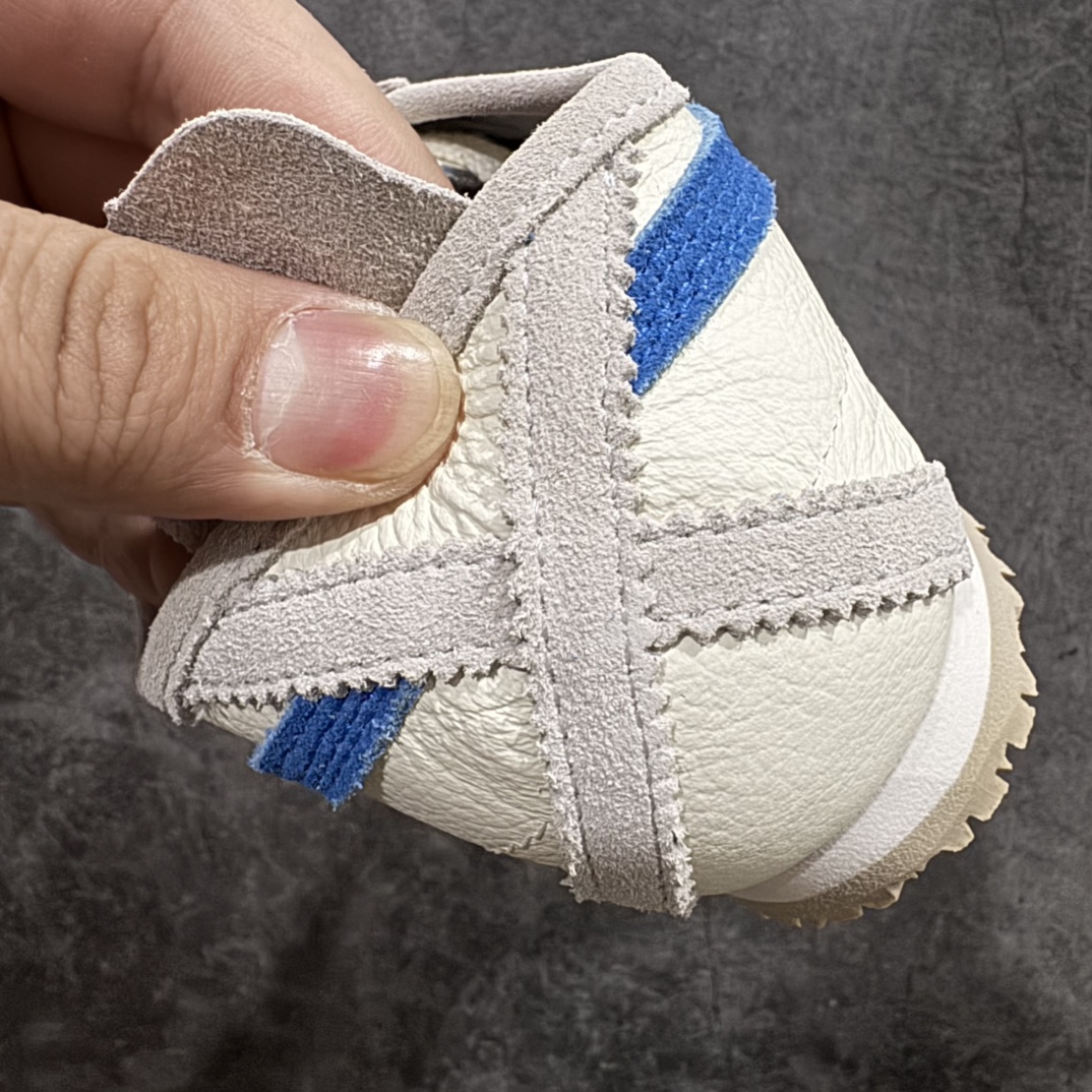 图片[3]-【MOK纯原】Asics Onitsuka Tiger MEXICO 66 亚瑟士鬼冢虎复古经典板鞋n市场最强版本 每个配色均购入原鞋校对 真正原厂头层牛皮 如假包赔 纹路、色泽、皮心颜色 质感百分百还原 海外订单工厂出品 超成熟稳定的做工品控 原装全套纸板楦头开发 原汁原味 完美呈现版型 私模正确鞋底咬花纹路 一比一鞋头弧度高度鞋身弧度 绝不口嗨 细节品控鞋型随意秒杀市面 原档咬花纹路私模大底 一个单元有六个三角形 总体形拼接呈现花瓣状 官方四联吊牌 原装Ortholite轻量化鞋垫 原盒原配 质保卡 说明书 钢印防尘纸  纸板中底带钢印 乳胶组合鞋垫 支持全方位的对比专柜 产品从款式颜色造型上体现出追求舒适和细节的完美 鞋类更是推崇手工制作的严谨与完美 融舒适性与可穿性的设计风格 注重细节的完美和别致魅力 既保持稳重 又不失轻松的时尚感 尺码：36 37 37.5 38 39 39.5 40 40.5 41.5 42 42.5 43.5 44 45 46 编码：WE230260-莆田鞋批发中心