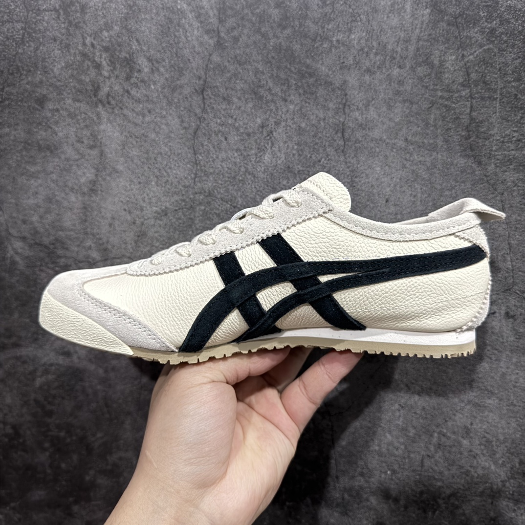 图片[2]-【MOK纯原】Asics Onitsuka Tiger MEXICO 66 亚瑟士鬼冢虎复古经典板鞋n市场最强版本 每个配色均购入原鞋校对 真正原厂头层牛皮 如假包赔 纹路、色泽、皮心颜色 质感百分百还原 海外订单工厂出品 超成熟稳定的做工品控 原装全套纸板楦头开发 原汁原味 完美呈现版型 私模正确鞋底咬花纹路 一比一鞋头弧度高度鞋身弧度 绝不口嗨 细节品控鞋型随意秒杀市面 原档咬花纹路私模大底 一个单元有六个三角形 总体形拼接呈现花瓣状 官方四联吊牌 原装Ortholite轻量化鞋垫 原盒原配 质保卡 说明书 钢印防尘纸  纸板中底带钢印 乳胶组合鞋垫 支持全方位的对比专柜 产品从款式颜色造型上体现出追求舒适和细节的完美 鞋类更是推崇手工制作的严谨与完美 融舒适性与可穿性的设计风格 注重细节的完美和别致魅力 既保持稳重 又不失轻松的时尚感 尺码：36 37 37.5 38 39 39.5 40 40.5 41.5 42 42.5 43.5 44 45 46 编码：WE230260-莆田鞋批发中心