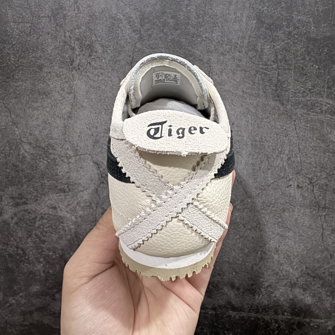 图片[4]-【MOK纯原】Asics Onitsuka Tiger MEXICO 66 亚瑟士鬼冢虎复古经典板鞋n市场最强版本 每个配色均购入原鞋校对 真正原厂头层牛皮 如假包赔 纹路、色泽、皮心颜色 质感百分百还原 海外订单工厂出品 超成熟稳定的做工品控 原装全套纸板楦头开发 原汁原味 完美呈现版型 私模正确鞋底咬花纹路 一比一鞋头弧度高度鞋身弧度 绝不口嗨 细节品控鞋型随意秒杀市面 原档咬花纹路私模大底 一个单元有六个三角形 总体形拼接呈现花瓣状 官方四联吊牌 原装Ortholite轻量化鞋垫 原盒原配 质保卡 说明书 钢印防尘纸  纸板中底带钢印 乳胶组合鞋垫 支持全方位的对比专柜 产品从款式颜色造型上体现出追求舒适和细节的完美 鞋类更是推崇手工制作的严谨与完美 融舒适性与可穿性的设计风格 注重细节的完美和别致魅力 既保持稳重 又不失轻松的时尚感 尺码：36 37 37.5 38 39 39.5 40 40.5 41.5 42 42.5 43.5 44 45 46 编码：WE230260-莆田鞋批发中心