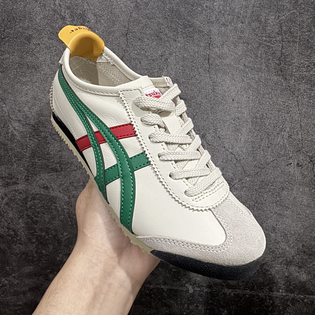 图片[3]-【MOK纯原】Asics Onitsuka Tiger MEXICO 66 亚瑟士鬼冢虎复古经典板鞋n市场最强版本 每个配色均购入原鞋校对 真正原厂头层牛皮 如假包赔 纹路、色泽、皮心颜色 质感百分百还原 海外订单工厂出品 超成熟稳定的做工品控 原装全套纸板楦头开发 原汁原味 完美呈现版型 私模正确鞋底咬花纹路 一比一鞋头弧度高度鞋身弧度 绝不口嗨 细节品控鞋型随意秒杀市面 原档咬花纹路私模大底 一个单元有六个三角形 总体形拼接呈现花瓣状 官方四联吊牌 原装Ortholite轻量化鞋垫 原盒原配 质保卡 说明书 钢印防尘纸  纸板中底带钢印 乳胶组合鞋垫 支持全方位的对比专柜 产品从款式颜色造型上体现出追求舒适和细节的完美 鞋类更是推崇手工制作的严谨与完美 融舒适性与可穿性的设计风格 注重细节的完美和别致魅力 既保持稳重 又不失轻松的时尚感 尺码：36 37 37.5 38 39 39.5 40 40.5 41.5 42 42.5 43.5 44 45 46 编码：WE230260-莆田鞋批发中心