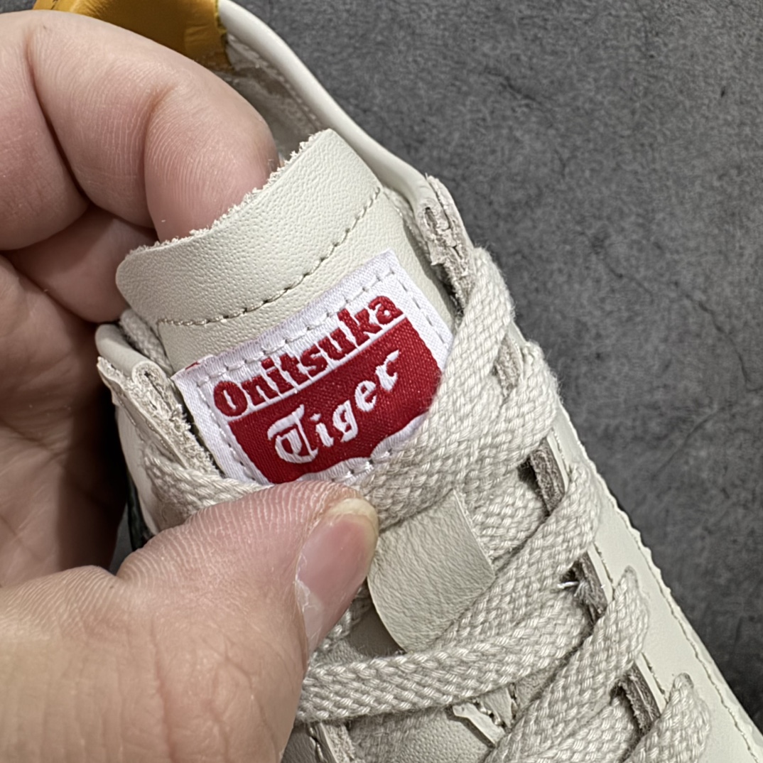 图片[6]-【MOK纯原】Asics Onitsuka Tiger MEXICO 66 亚瑟士鬼冢虎复古经典板鞋n市场最强版本 每个配色均购入原鞋校对 真正原厂头层牛皮 如假包赔 纹路、色泽、皮心颜色 质感百分百还原 海外订单工厂出品 超成熟稳定的做工品控 原装全套纸板楦头开发 原汁原味 完美呈现版型 私模正确鞋底咬花纹路 一比一鞋头弧度高度鞋身弧度 绝不口嗨 细节品控鞋型随意秒杀市面 原档咬花纹路私模大底 一个单元有六个三角形 总体形拼接呈现花瓣状 官方四联吊牌 原装Ortholite轻量化鞋垫 原盒原配 质保卡 说明书 钢印防尘纸  纸板中底带钢印 乳胶组合鞋垫 支持全方位的对比专柜 产品从款式颜色造型上体现出追求舒适和细节的完美 鞋类更是推崇手工制作的严谨与完美 融舒适性与可穿性的设计风格 注重细节的完美和别致魅力 既保持稳重 又不失轻松的时尚感 尺码：36 37 37.5 38 39 39.5 40 40.5 41.5 42 42.5 43.5 44 45 46 编码：WE230260-莆田鞋批发中心