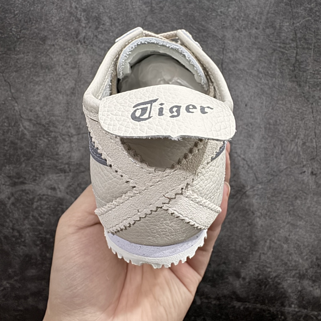 图片[4]-【MOK纯原】Asics Onitsuka Tiger MEXICO 66 亚瑟士鬼冢虎复古经典板鞋 市场最强版本 每个配色均购入原鞋校对 真正原厂头层牛皮 如假包赔 纹路、色泽、皮心颜色 质感百分百还原 海外订单工厂出品 超成熟稳定的做工品控 原装全套纸板楦头开发 原汁原味 完美呈现版型 私模正确鞋底咬花纹路 一比一鞋头弧度高度鞋身弧度 绝不口嗨 细节品控鞋型随意秒杀市面 原档咬花纹路私模大底 一个单元有六个三角形 总体形拼接呈现花瓣状 官方四联吊牌 原装Ortholite轻量化鞋垫 原盒原配 质保卡 说明书 钢印防尘纸 纸板中底带钢印 乳胶组合鞋垫 支持全方位的对比专柜 产品从款式颜色造型上体现出追求舒适和细节的完美 鞋类更是推崇手工制作的严谨与完美 融舒适性与可穿性的设计风格 注重细节的完美和别致魅力 既保持稳重 又不失轻松的时尚感 尺码：36 37 37.5 38 39 39.5 40 40.5 41.5 42 42.5 43.5 44 45 46-选品中心