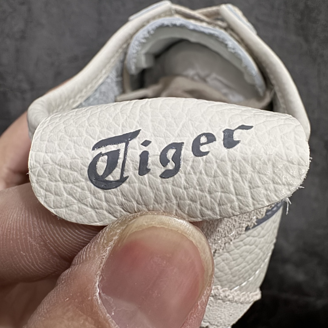 图片[2]-【MOK纯原】Asics Onitsuka Tiger MEXICO 66 亚瑟士鬼冢虎复古经典板鞋n市场最强版本 每个配色均购入原鞋校对 真正原厂头层牛皮 如假包赔 纹路、色泽、皮心颜色 质感百分百还原 海外订单工厂出品 超成熟稳定的做工品控 原装全套纸板楦头开发 原汁原味 完美呈现版型 私模正确鞋底咬花纹路 一比一鞋头弧度高度鞋身弧度 绝不口嗨 细节品控鞋型随意秒杀市面 原档咬花纹路私模大底 一个单元有六个三角形 总体形拼接呈现花瓣状 官方四联吊牌 原装Ortholite轻量化鞋垫 原盒原配 质保卡 说明书 钢印防尘纸  纸板中底带钢印 乳胶组合鞋垫 支持全方位的对比专柜 产品从款式颜色造型上体现出追求舒适和细节的完美 鞋类更是推崇手工制作的严谨与完美 融舒适性与可穿性的设计风格 注重细节的完美和别致魅力 既保持稳重 又不失轻松的时尚感 尺码：36 37 37.5 38 39 39.5 40 40.5 41.5 42 42.5 43.5 44 45 46 编码：WE230260-莆田鞋批发中心