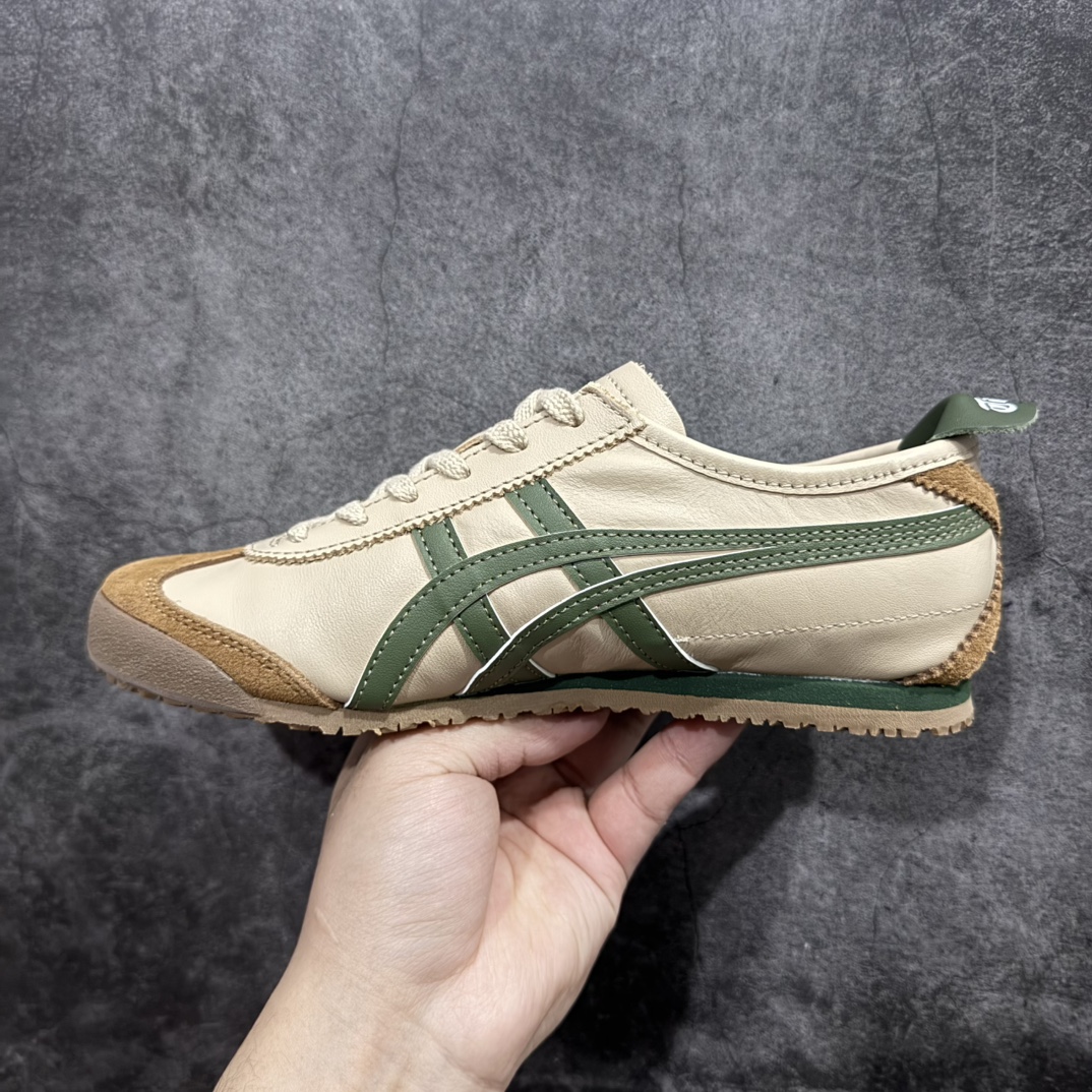 图片[2]-【MOK纯原】Asics Onitsuka Tiger MEXICO 66 亚瑟士鬼冢虎复古经典板鞋n市场最强版本 每个配色均购入原鞋校对 真正原厂头层牛皮 如假包赔 纹路、色泽、皮心颜色 质感百分百还原 海外订单工厂出品 超成熟稳定的做工品控 原装全套纸板楦头开发 原汁原味 完美呈现版型 私模正确鞋底咬花纹路 一比一鞋头弧度高度鞋身弧度 绝不口嗨 细节品控鞋型随意秒杀市面 原档咬花纹路私模大底 一个单元有六个三角形 总体形拼接呈现花瓣状 官方四联吊牌 原装Ortholite轻量化鞋垫 原盒原配 质保卡 说明书 钢印防尘纸  纸板中底带钢印 乳胶组合鞋垫 支持全方位的对比专柜 产品从款式颜色造型上体现出追求舒适和细节的完美 鞋类更是推崇手工制作的严谨与完美 融舒适性与可穿性的设计风格 注重细节的完美和别致魅力 既保持稳重 又不失轻松的时尚感 尺码：36 37 37.5 38 39 39.5 40 40.5 41.5 42 42.5 43.5 44 45 46 编码：WE230260-莆田鞋批发中心