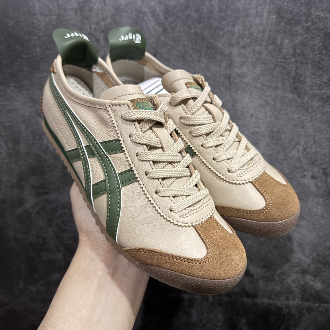 【MOK纯原】Asics Onitsuka Tiger MEXICO 66 亚瑟士鬼冢虎复古经典板鞋n市场最强版本 每个配色均购入原鞋校对 真正原厂头层牛皮 如假包赔 纹路、色泽、皮心颜色 质感百分百还原 海外订单工厂出品 超成熟稳定的做工品控 原装全套纸板楦头开发 原汁原味 完美呈现版型 私模正确鞋底咬花纹路 一比一鞋头弧度高度鞋身弧度 绝不口嗨 细节品控鞋型随意秒杀市面 原档咬花纹路私模大底 一个单元有六个三角形 总体形拼接呈现花瓣状 官方四联吊牌 原装Ortholite轻量化鞋垫 原盒原配 质保卡 说明书 钢印防尘纸  纸板中底带钢印 乳胶组合鞋垫 支持全方位的对比专柜 产品从款式颜色造型上体现出追求舒适和细节的完美 鞋类更是推崇手工制作的严谨与完美 融舒适性与可穿性的设计风格 注重细节的完美和别致魅力 既保持稳重 又不失轻松的时尚感 尺码：36 37 37.5 38 39 39.5 40 40.5 41.5 42 42.5 43.5 44 45 46 编码：WE230260-莆田鞋批发中心