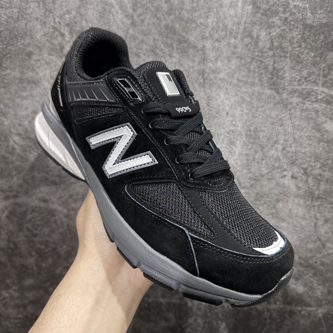 图片[3]-【K版纯原】New Balance NB990V5 新百伦复古舒适网布织物合成革减震防滑耐磨低帮休闲跑步鞋 M990BK5nn目前市场最优版 正确组合底n此款990V5搭载个性TPU 增加机能美 更有保护性 采用罗马数字V在后跟处表示第五代更有象征意义 鞋头结构做减法更年轻、更时尚 超级柔软的鞋垫设计 带来舒适升级的足感 Ndurance的抗磨大底更耐穿 更牢固摩登美学注入整体鞋身的设计 细节全面进化 使结构更新颖时尚 尺码：36 37 37.5 38 38.5 39 40 40.5 41.5 42 42.5 43 44 44.5 45 编码：HXS270300-莆田鞋批发中心