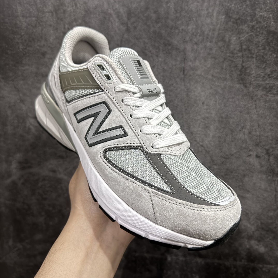 图片[3]-【K版纯原】New Balance NB990V5 新百伦复古舒适网布织物合成革减震防滑耐磨低帮休闲跑步鞋 M990GL5nn目前市场最优版 正确组合底n此款990V5搭载个性TPU 增加机能美 更有保护性 采用罗马数字V在后跟处表示第五代更有象征意义 鞋头结构做减法更年轻、更时尚 超级柔软的鞋垫设计 带来舒适升级的足感 Ndurance的抗磨大底更耐穿 更牢固摩登美学注入整体鞋身的设计 细节全面进化 使结构更新颖时尚 尺码：36 37 37.5 38 38.5 39 40 40.5 41.5 42 42.5 43 44 44.5 45 编码：HXS270300-莆田鞋批发中心