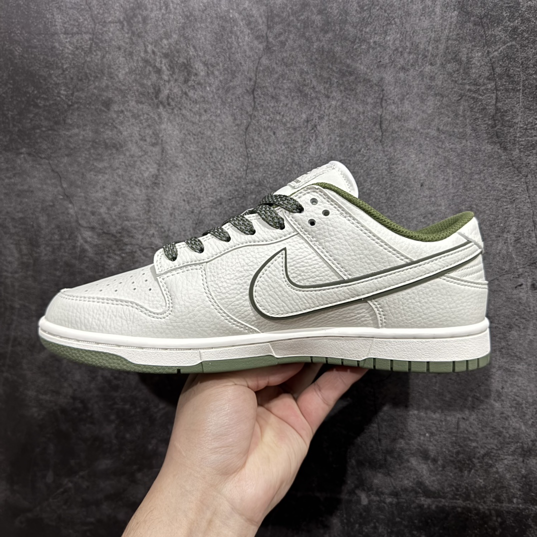 图片[2]-【定制版】Nike SB Dunk Low 卫冕冠军联名n纯原大厂出品 极力推荐原装头层材料 独家版型蒸餾加工n帶來的是更好的视觉和脚感体验n大厂纯原品质出货 清洁度电绣工艺 皮料切割干净无任何毛边 细节完美 官方货号: RC3085 893 尺码：36 36.5 37.5 38 38.5 39 40 40.5 41 42 42.5 43 44 44.5 45 编码：HXS320340-莆田鞋批发中心