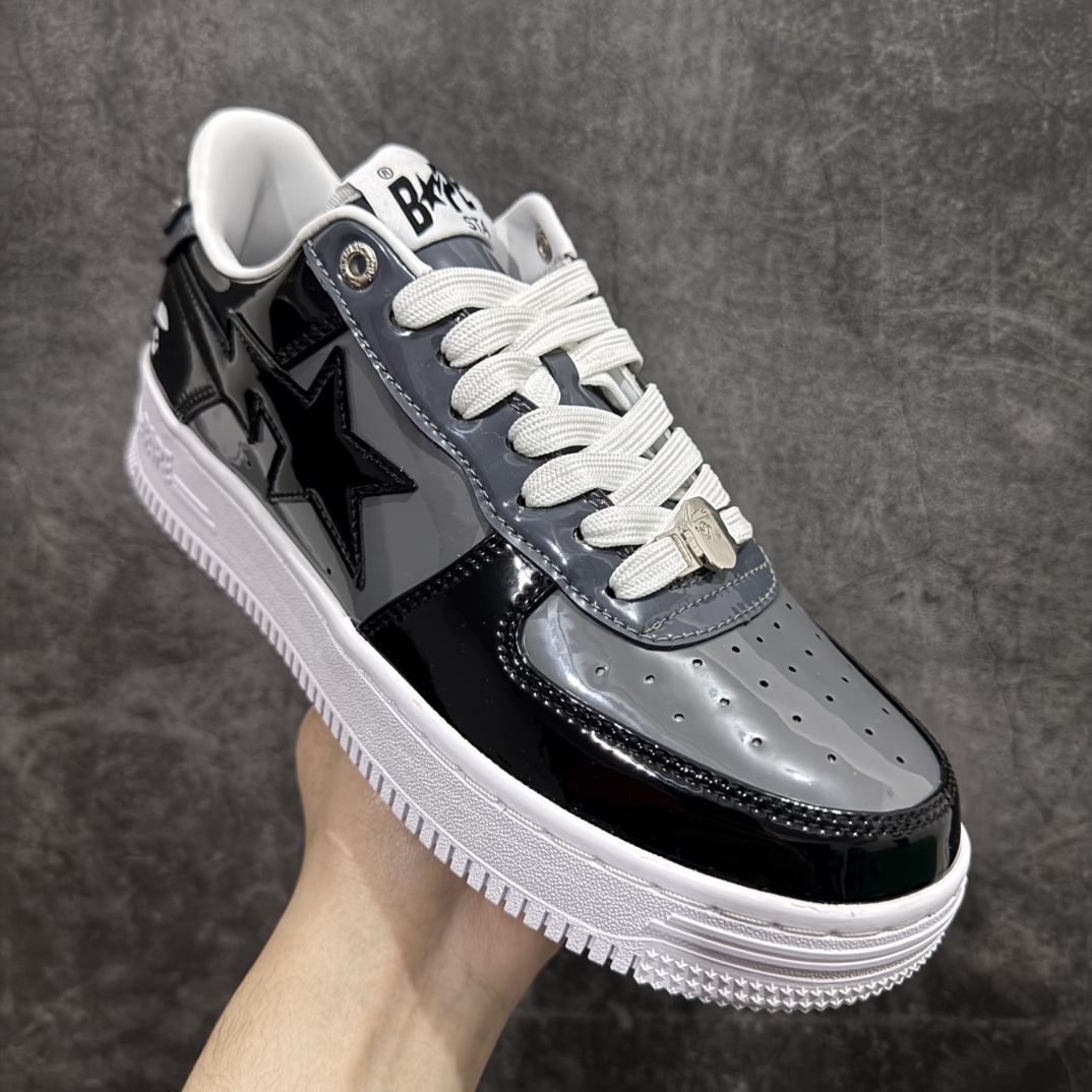 图片[3]-【纯原Y版】A BATHING APE STA  经典潮流 时尚板鞋 男女同款BAPE STA 是 Bape 旗下的一款运动鞋系列。BAPE STA 于 2002 年推出，该鞋款融合了 Bape 的品牌元素和风格，具有较高的辨识度。有各种丰富的颜色选择，满足不同消费者的喜好。Bape 作为著名的潮流品牌，BAPE STA 也带有浓厚的潮流感，受到许多潮流人士和明星的喜爱。对街头潮流文化产生了一定的影响。它不仅是一款运动鞋，更是潮流文化的一种象征。 尺码:36 36.5 37.5 38 38.5 40 40.5 41 42 42.5 43 44 44.5 45 46 编码：DF260280-莆田鞋批发中心