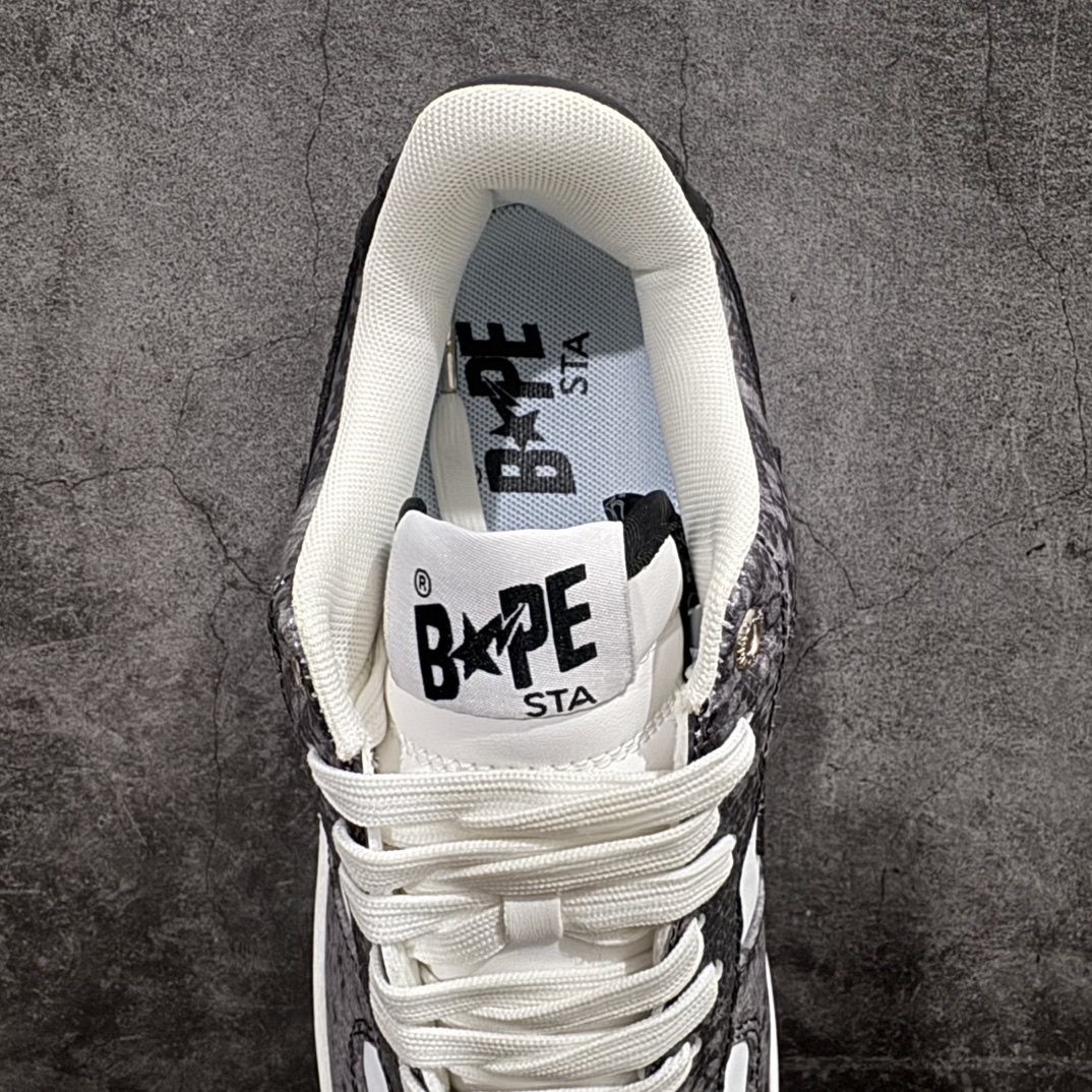 图片[8]-【纯原Y版】A BATHING APE STA  经典潮流 时尚板鞋 男女同款BAPE STA 是 Bape 旗下的一款运动鞋系列。BAPE STA 于 2002 年推出，该鞋款融合了 Bape 的品牌元素和风格，具有较高的辨识度。有各种丰富的颜色选择，满足不同消费者的喜好。Bape 作为著名的潮流品牌，BAPE STA 也带有浓厚的潮流感，受到许多潮流人士和明星的喜爱。对街头潮流文化产生了一定的影响。它不仅是一款运动鞋，更是潮流文化的一种象征。 尺码:36 36.5 37.5 38 38.5 40 40.5 41 42 42.5 43 44 44.5 45 46 编码：DF260280-莆田鞋批发中心